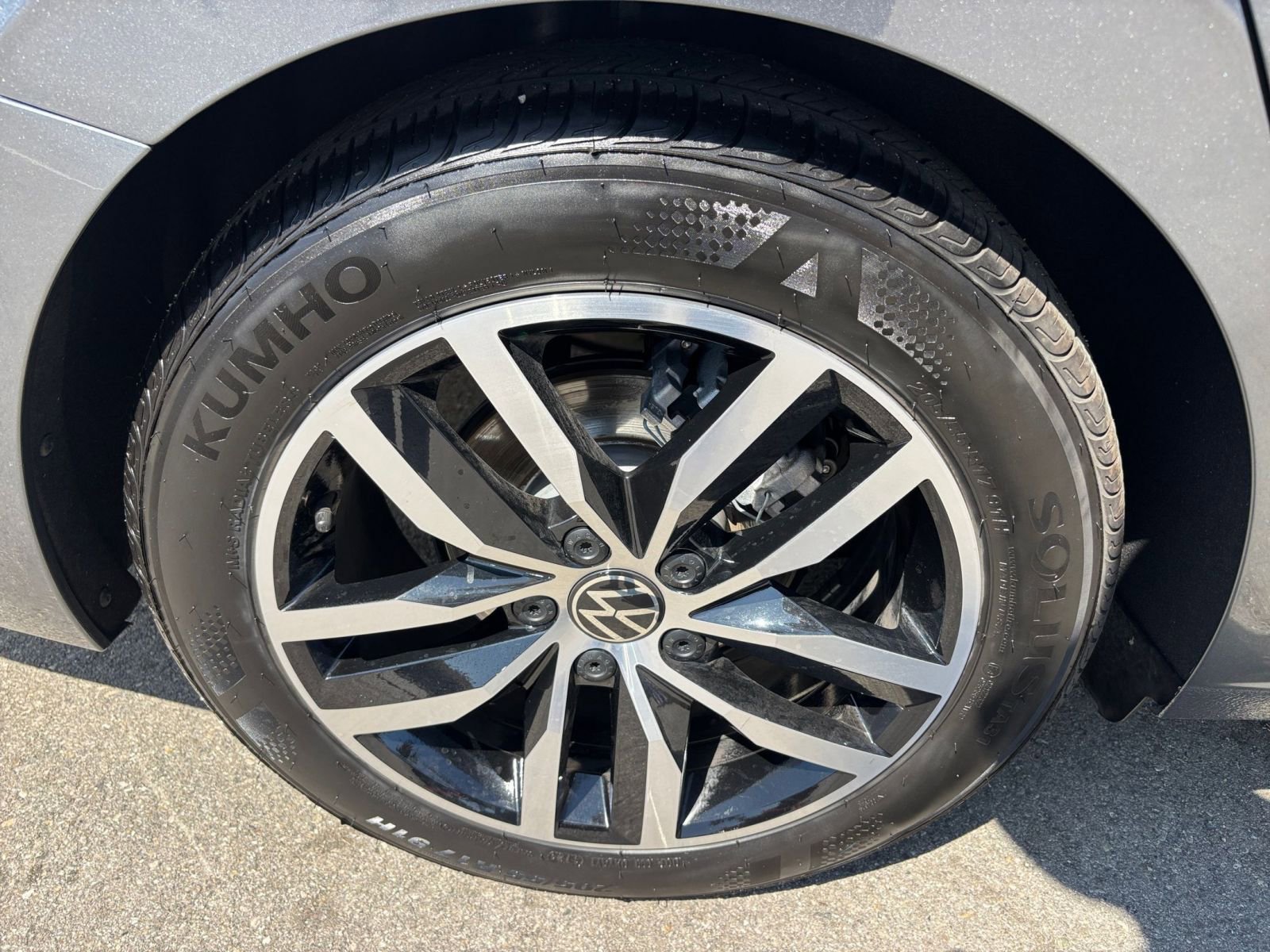 Thumbnail: 2025 Volkswagen Jetta - 30