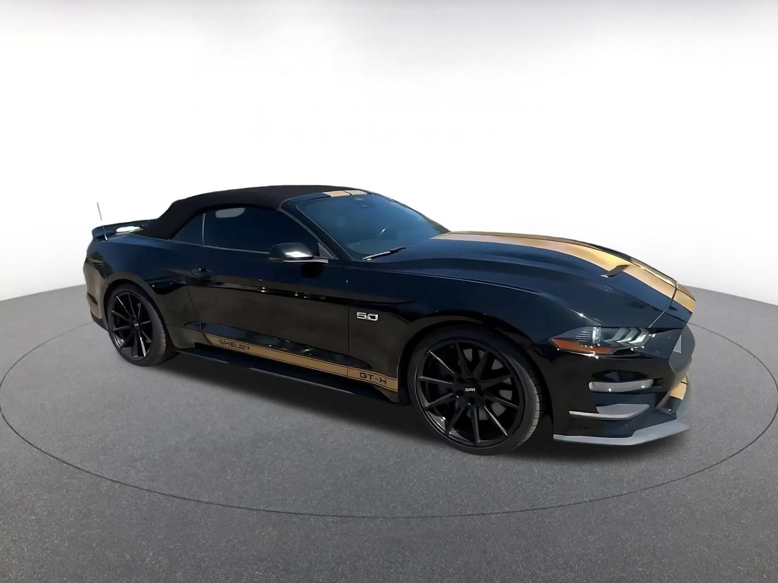 Thumbnail: 2022 Ford Mustang - 2