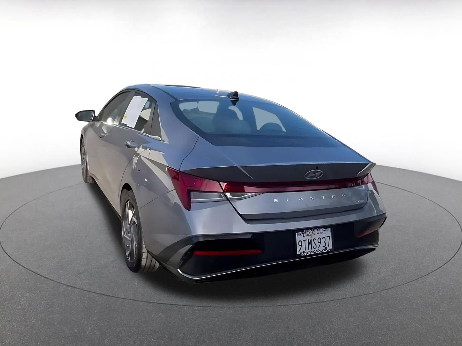 Thumbnail: 2025 Hyundai Elantra - 11