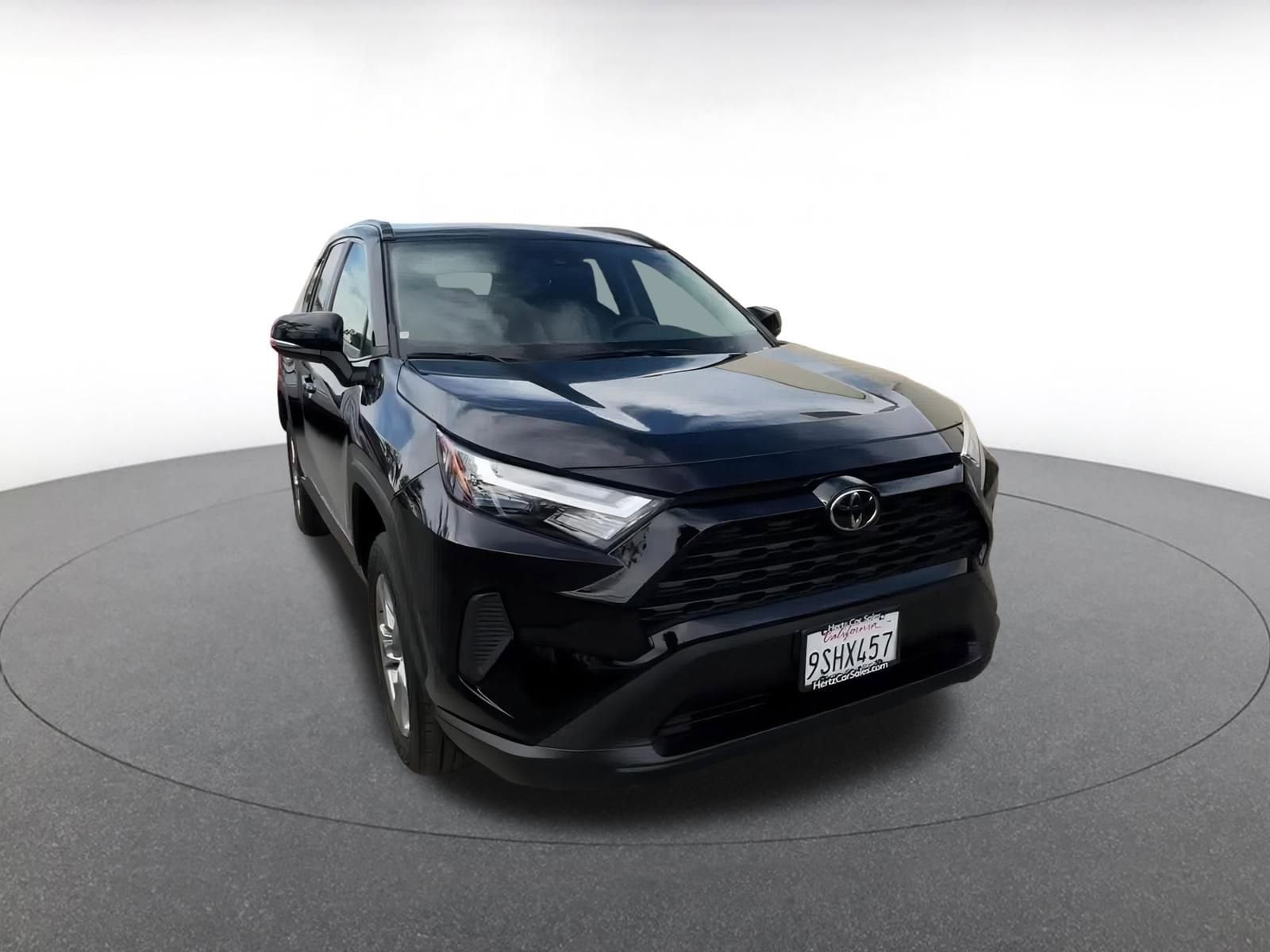 Thumbnail: 2025 Toyota RAV4 - 3