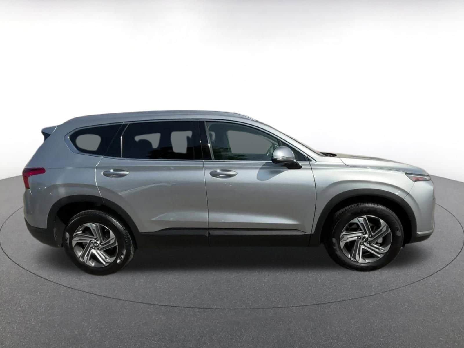 Thumbnail: 2023 Hyundai Santa Fe - 16