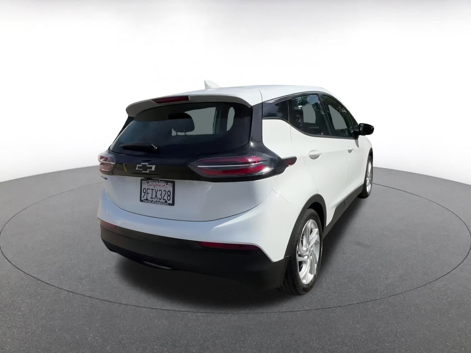 Thumbnail: 2023 Chevrolet Bolt EV - 14
