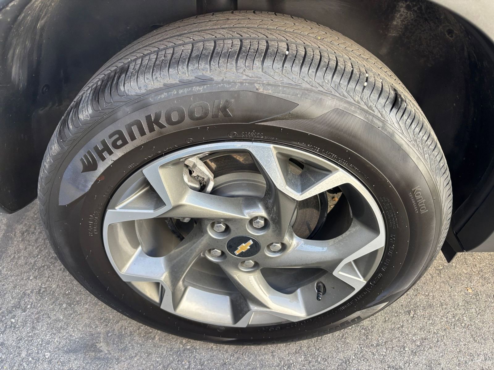 Thumbnail: 2025 Chevrolet Trax - 32