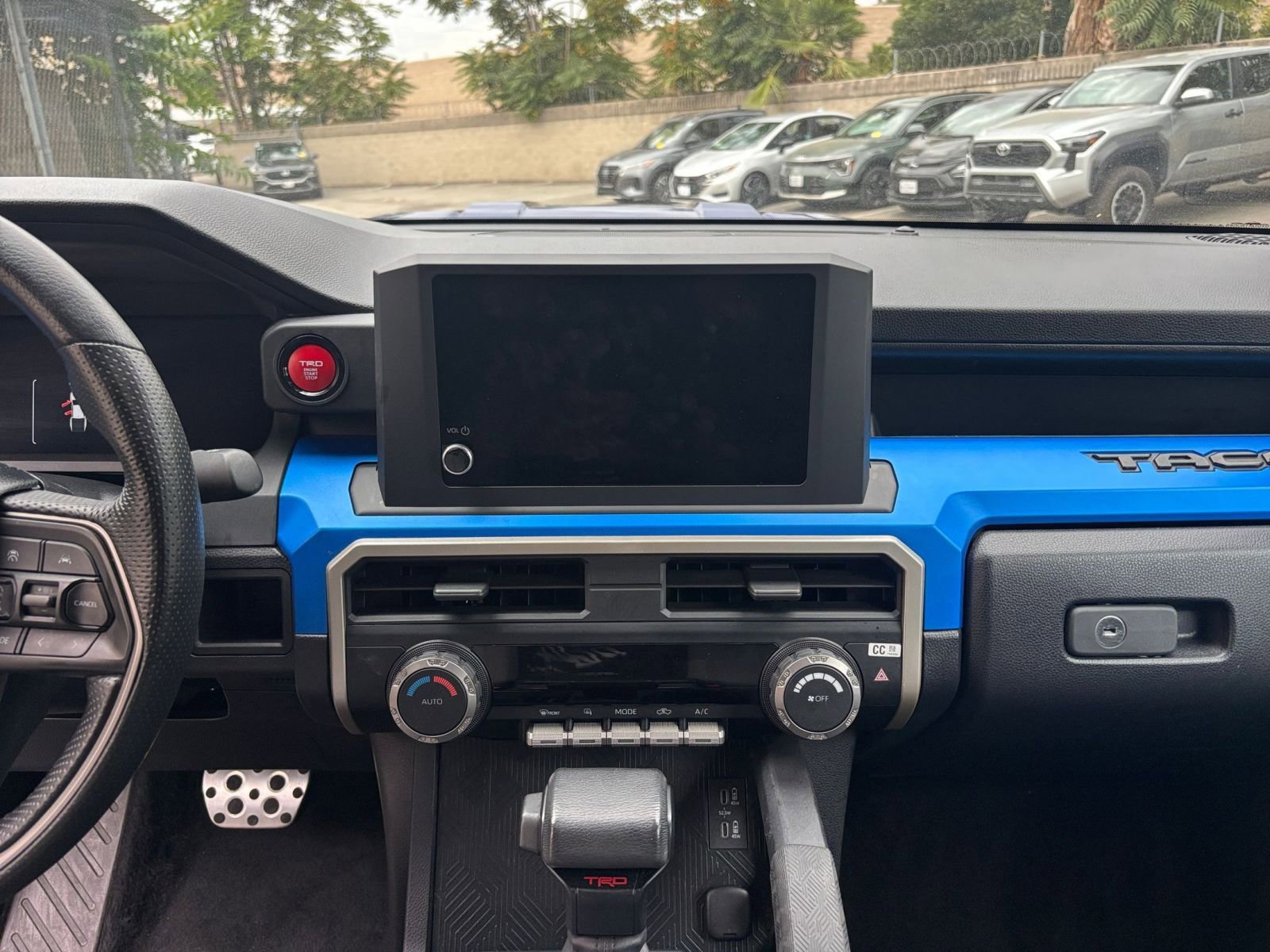 Thumbnail: 2024 Toyota Tacoma - 17