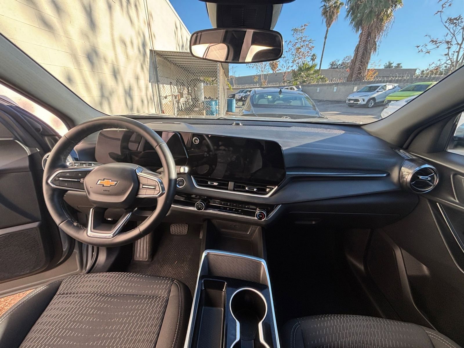 Thumbnail: 2025 Chevrolet Equinox - 33