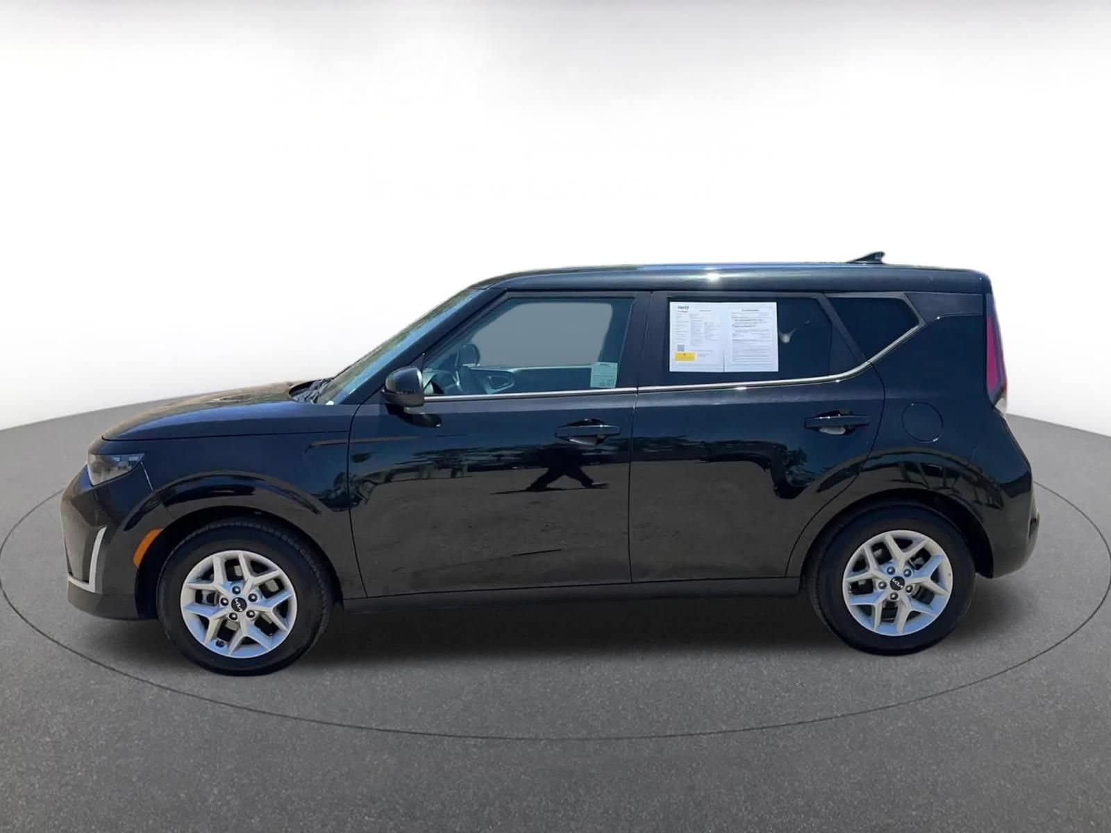 Thumbnail: 2025 Kia Soul - 9