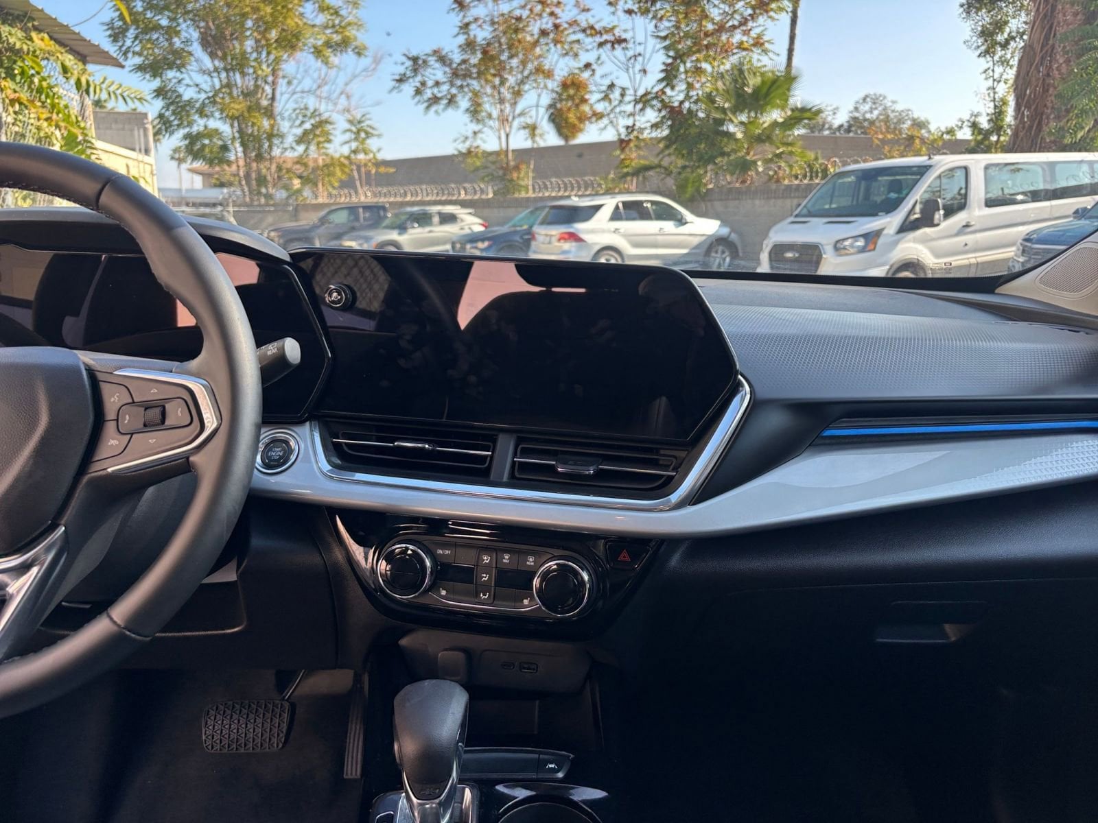 Thumbnail: 2025 Chevrolet Trax - 18