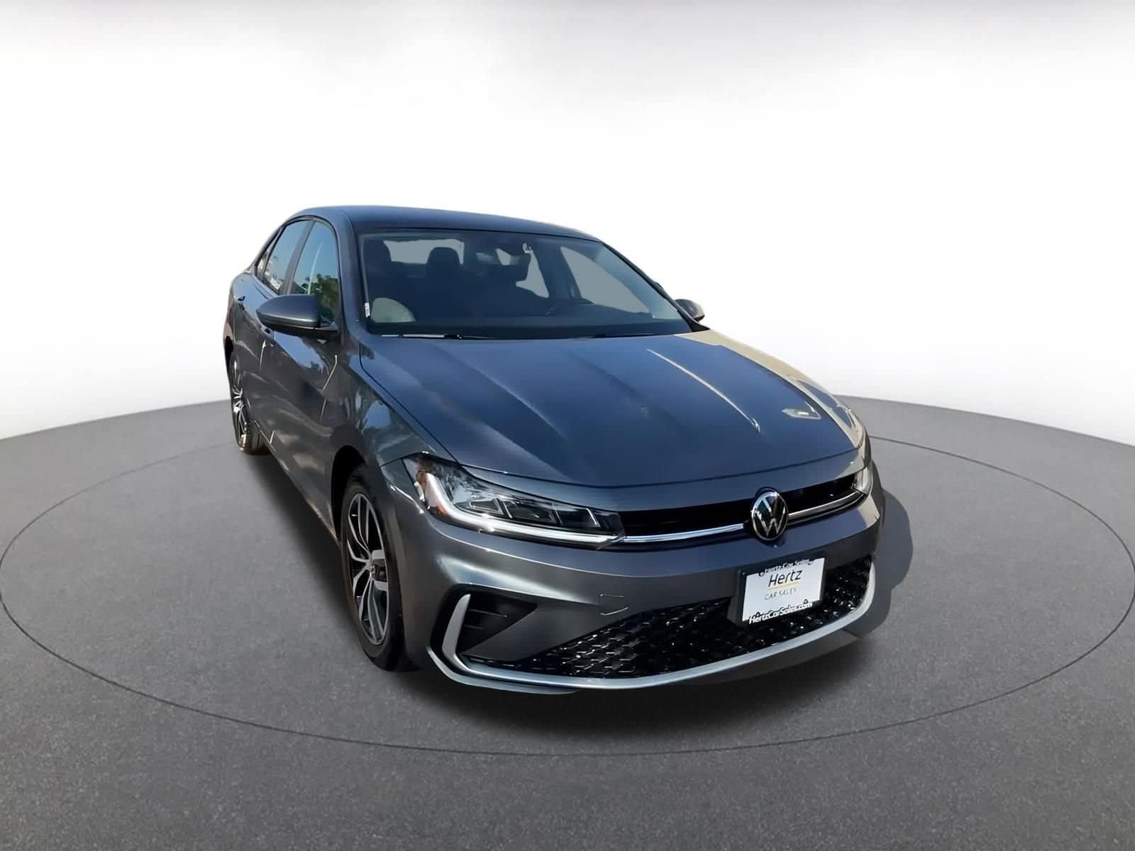 Thumbnail: 2025 Volkswagen Jetta - 4