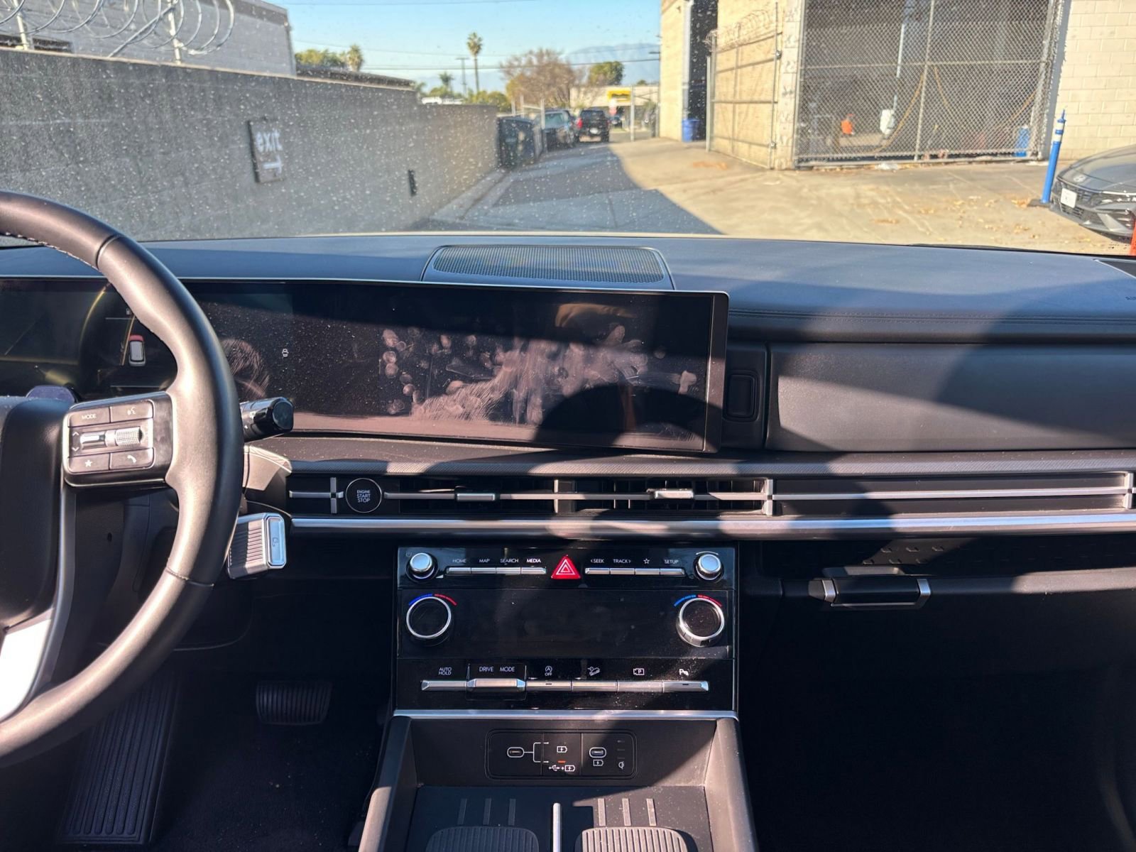 Thumbnail: 2025 Hyundai Santa Fe - 18