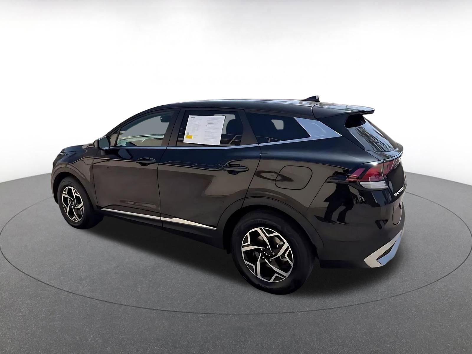 Thumbnail: 2025 Kia Sportage - 10