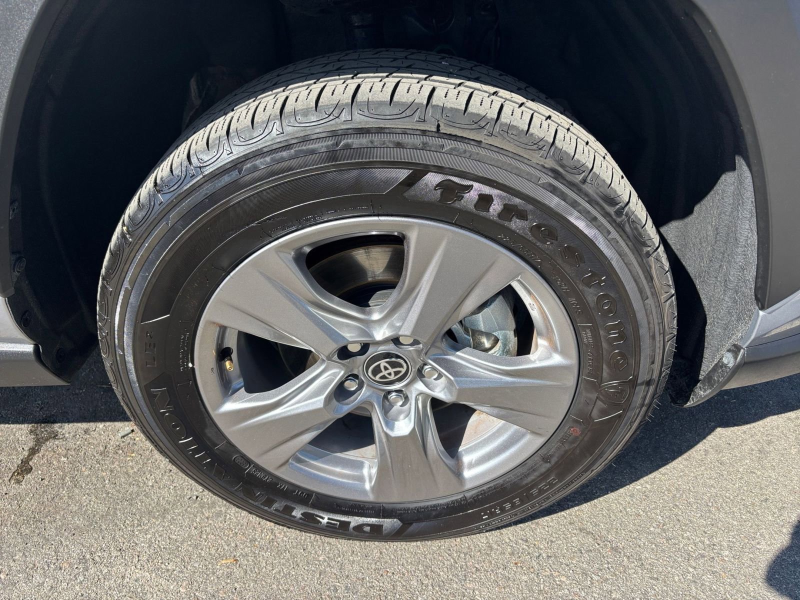 Thumbnail: 2025 Toyota RAV4 - 30