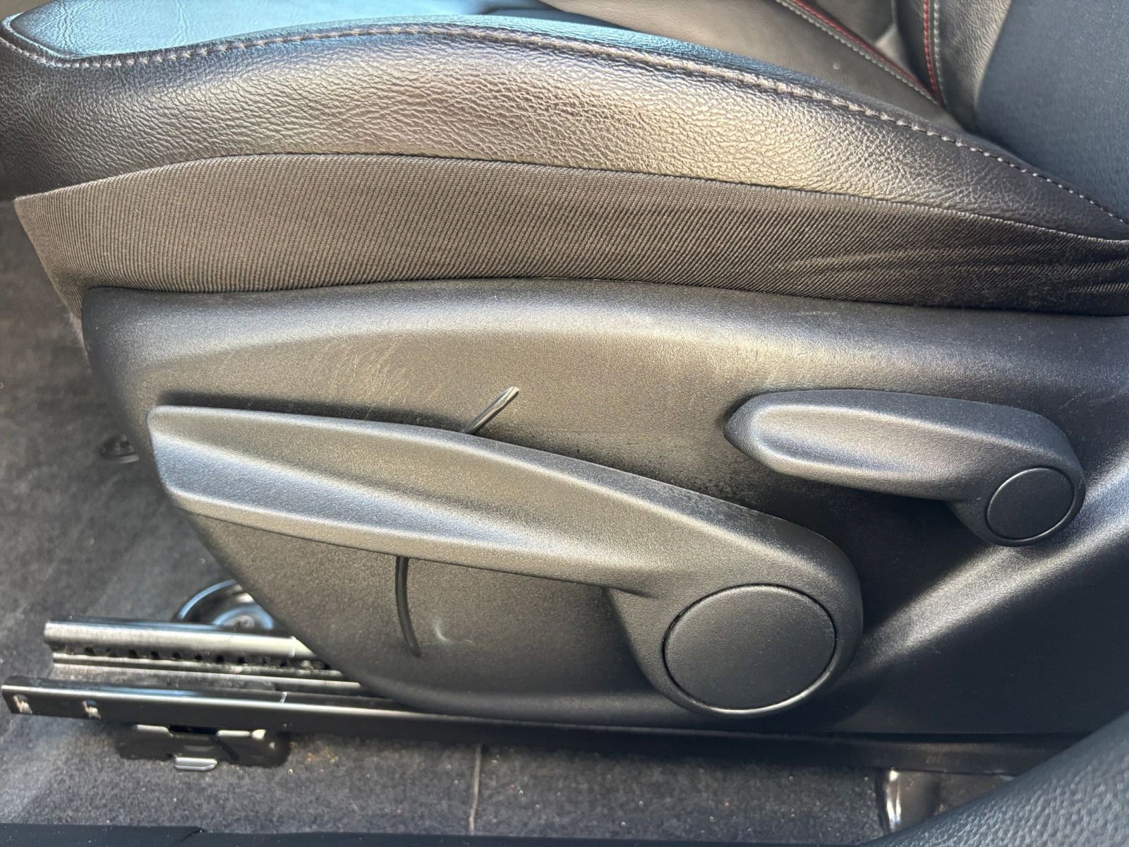 Thumbnail: 2025 Jeep Compass - 23