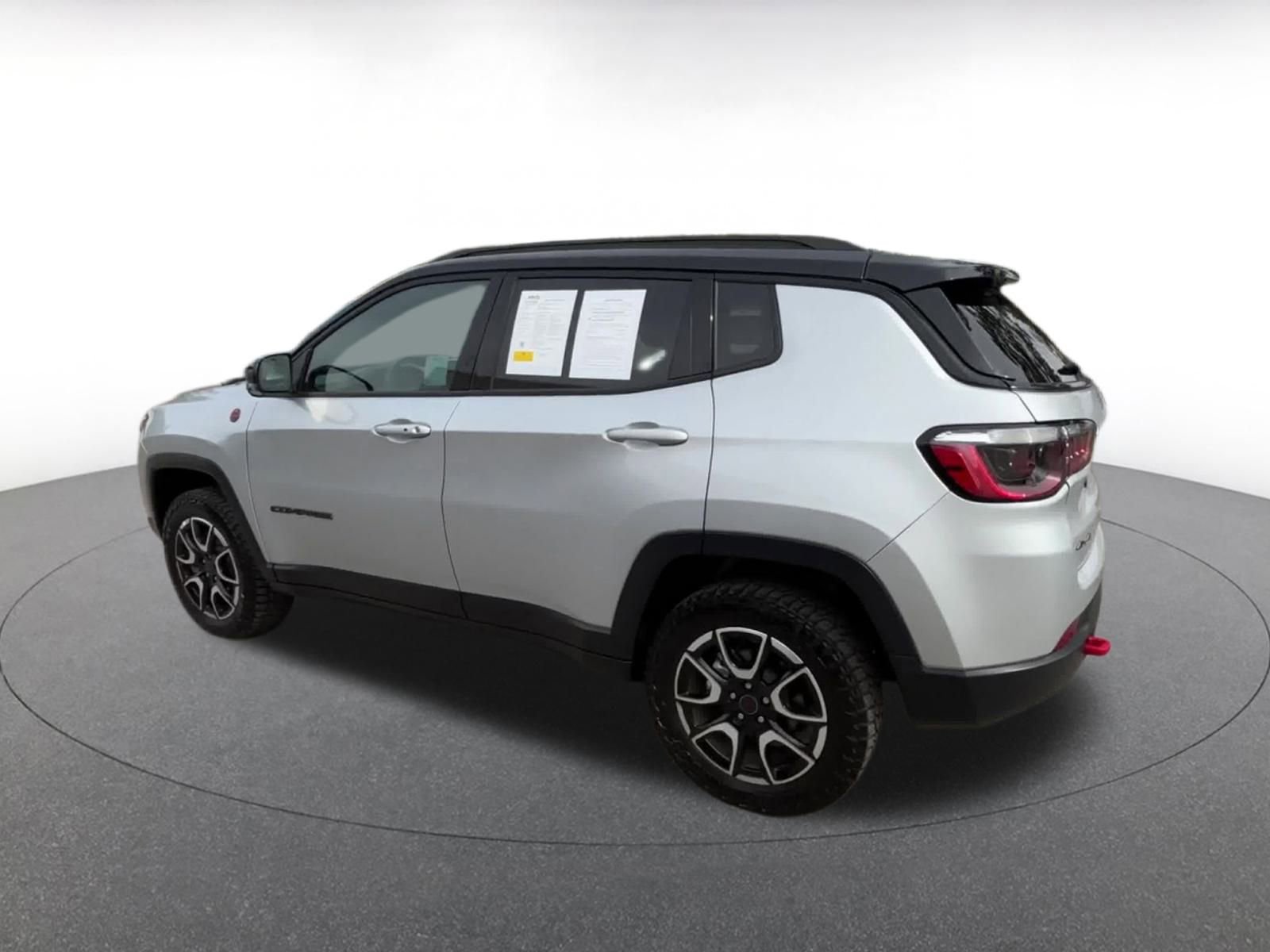 Thumbnail: 2025 Jeep Compass - 10