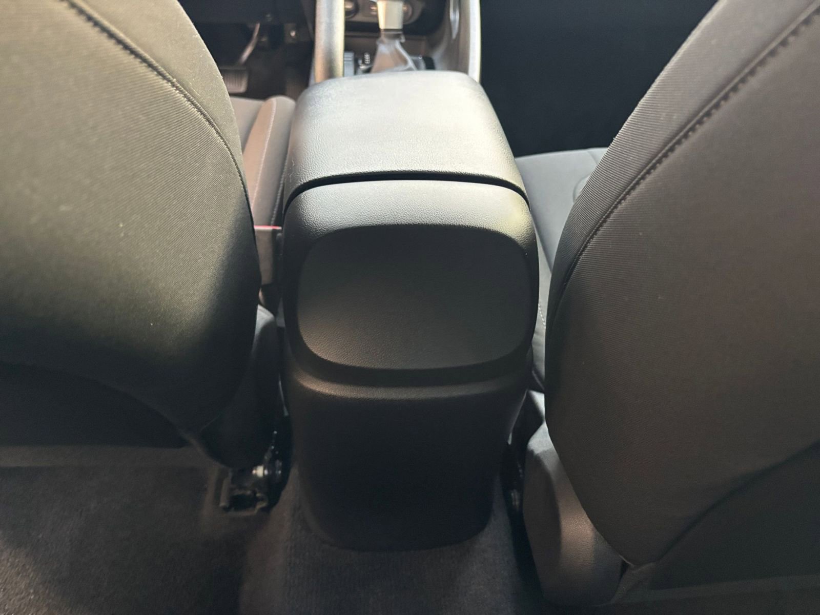 Thumbnail: 2021 Hyundai Elantra - 25