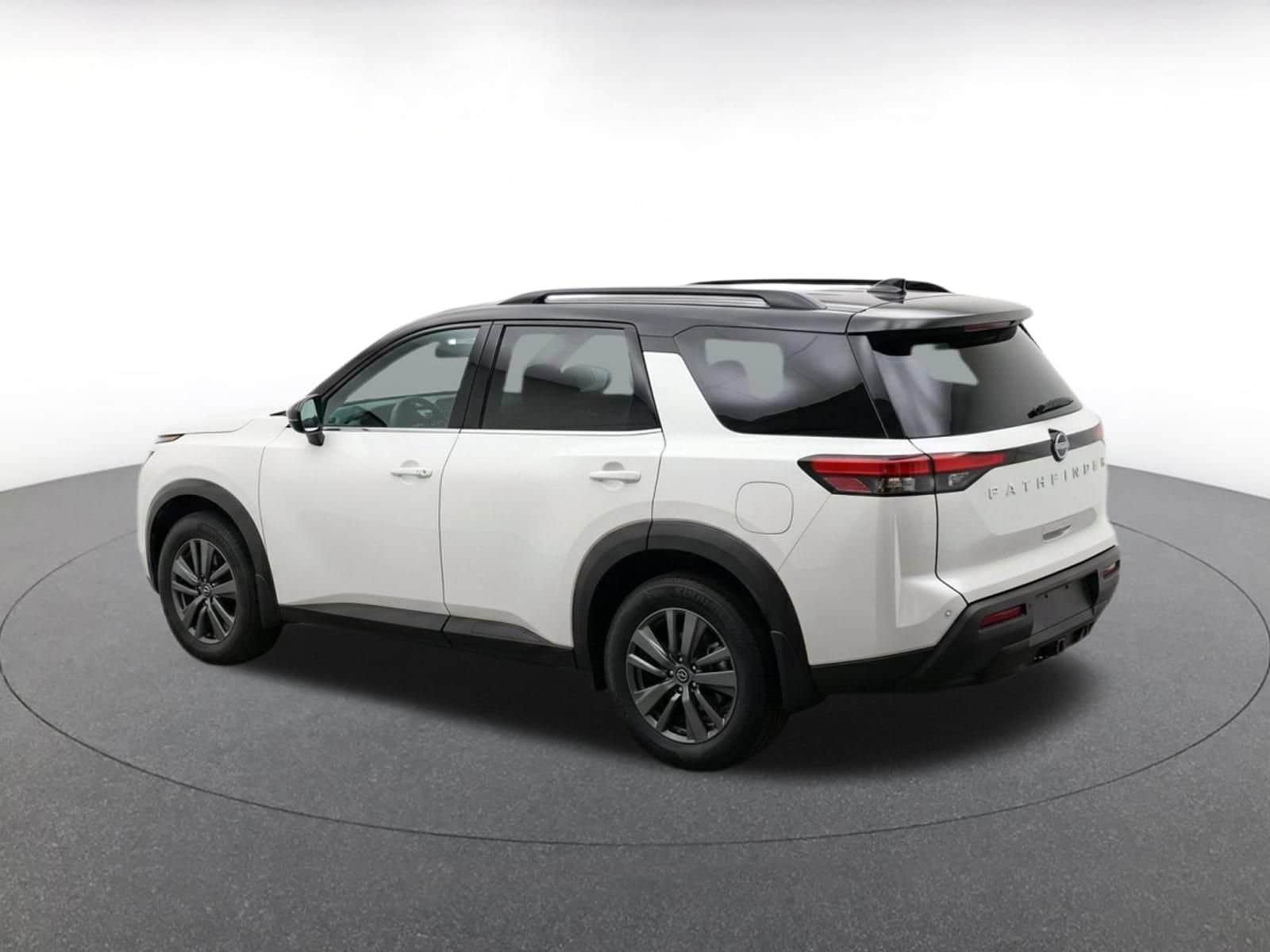 Thumbnail: 2025 Nissan Pathfinder - 7