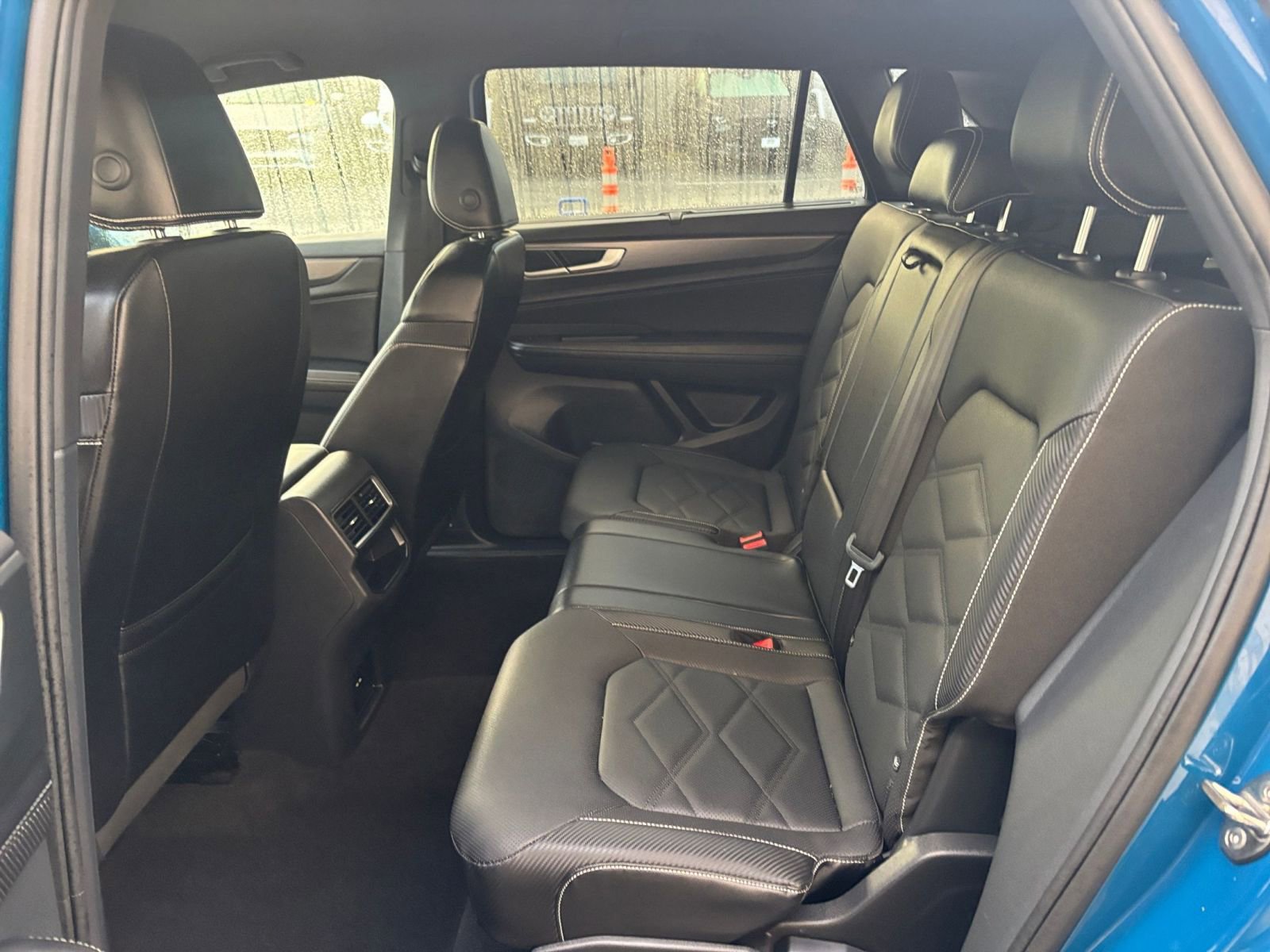 Thumbnail: 2025 Volkswagen Atlas - 25