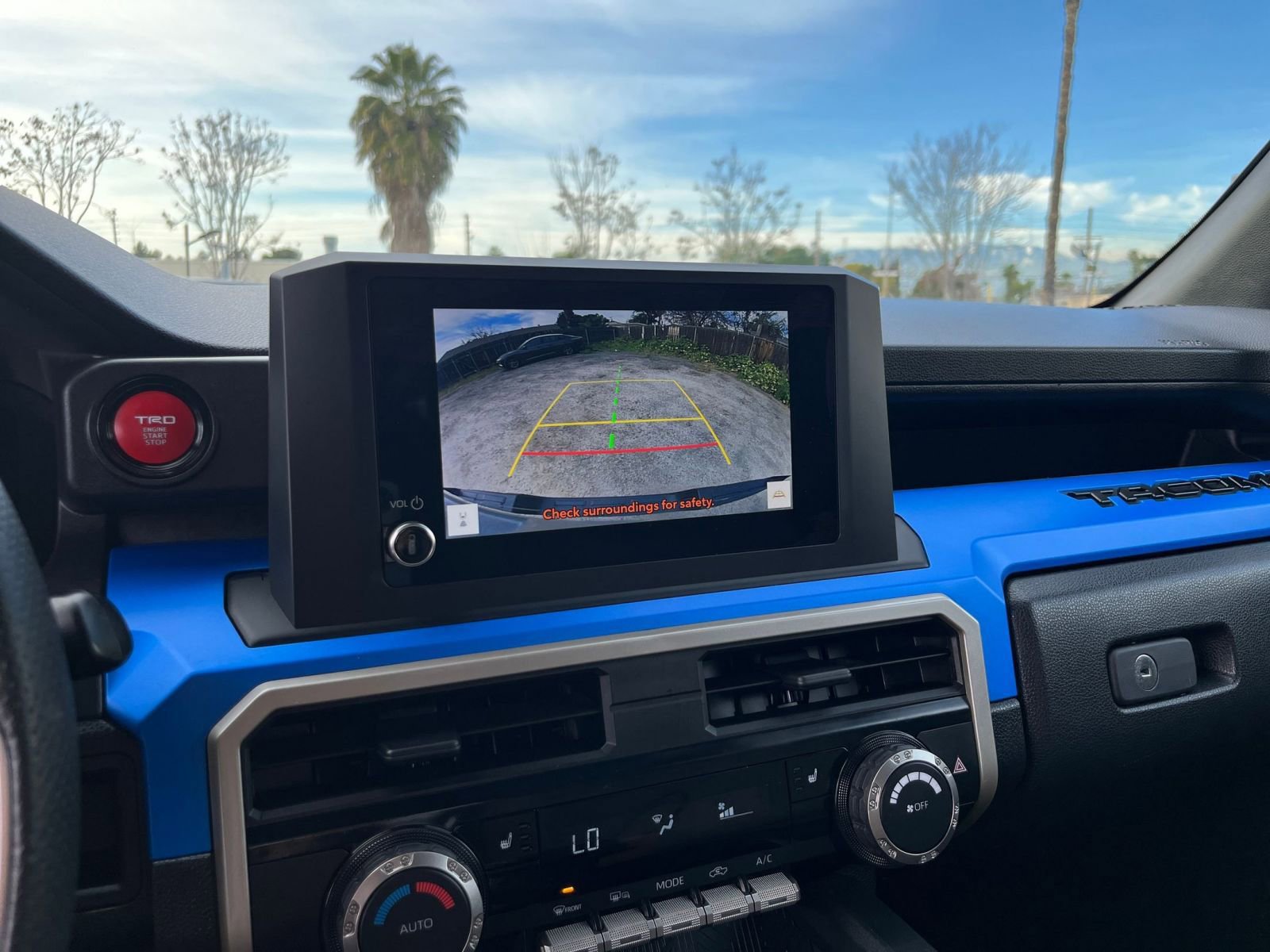 Thumbnail: 2025 Toyota Tacoma - 25