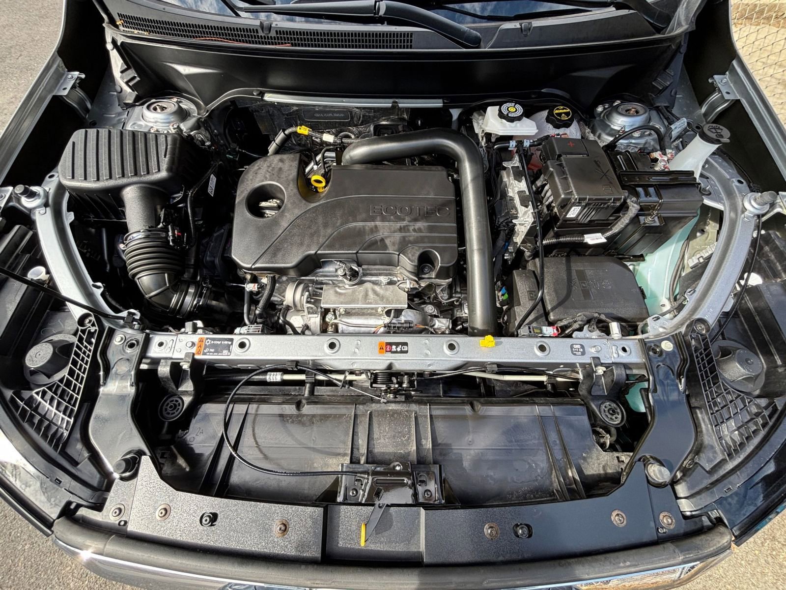 Thumbnail: 2024 GMC Terrain - 32