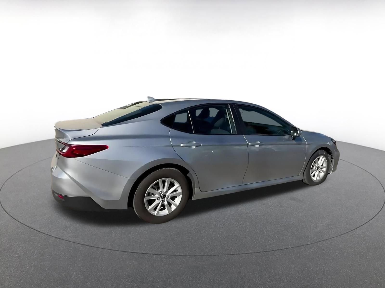 Thumbnail: 2025 Toyota Camry - 15