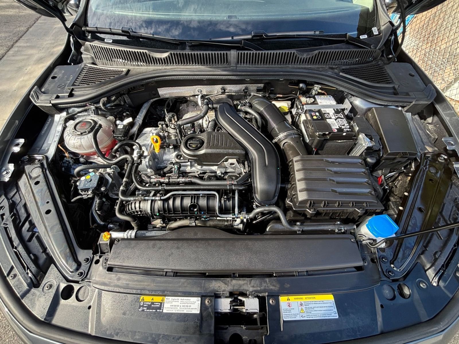 Thumbnail: 2025 Volkswagen Jetta - 32