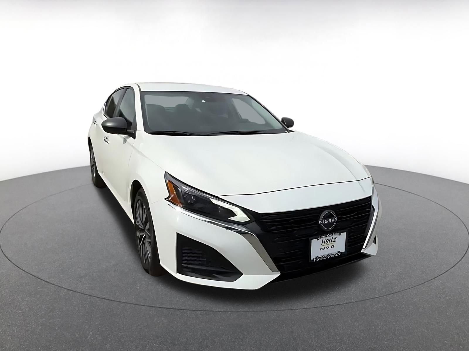 Thumbnail: 2025 Nissan Altima - 3