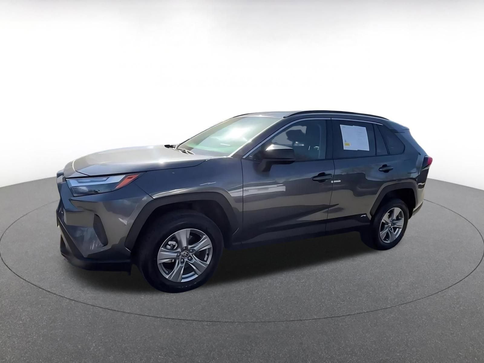 Thumbnail: 2025 Toyota RAV4 - 8