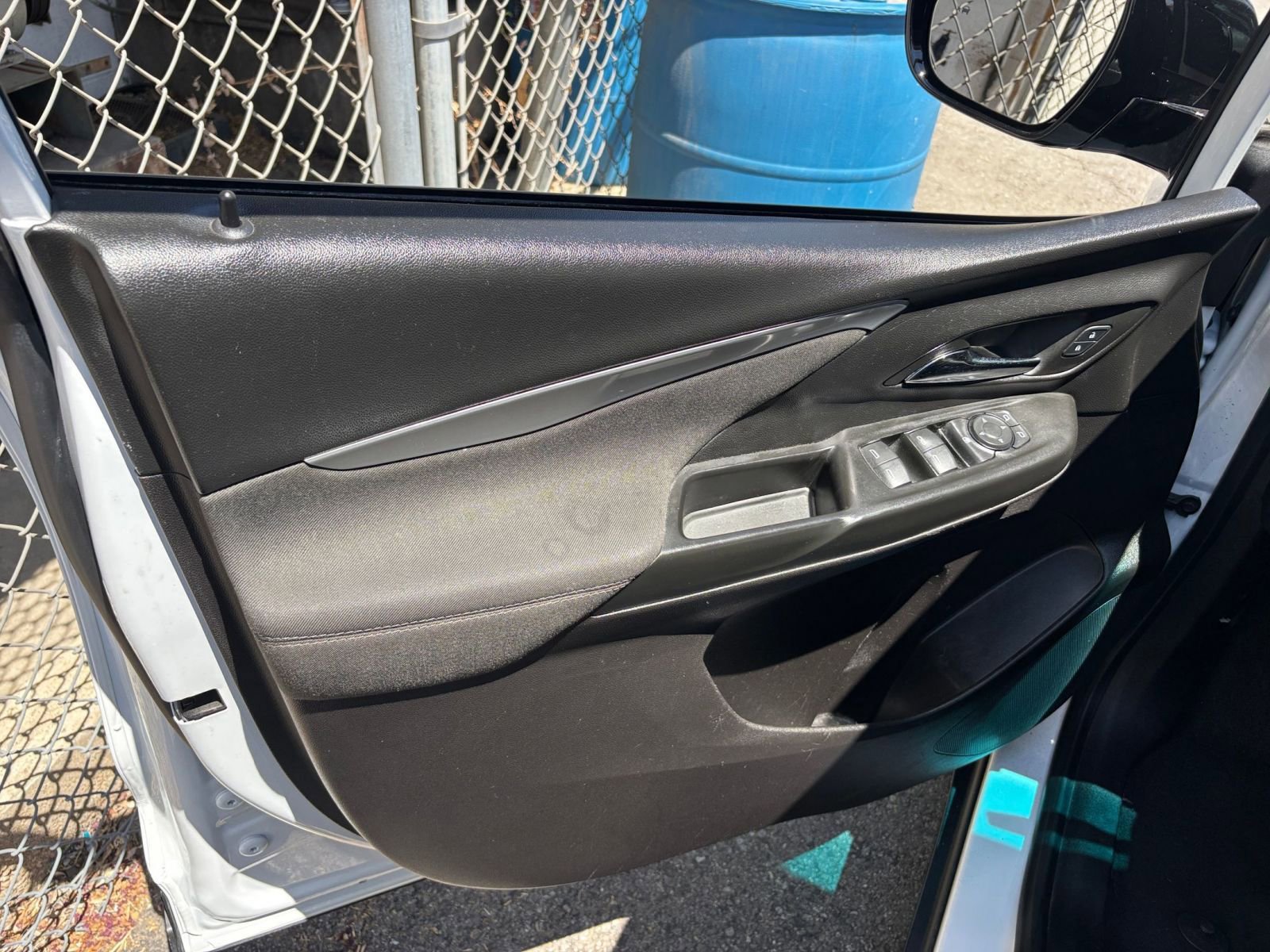 Thumbnail: 2023 Chevrolet Bolt EV - 24