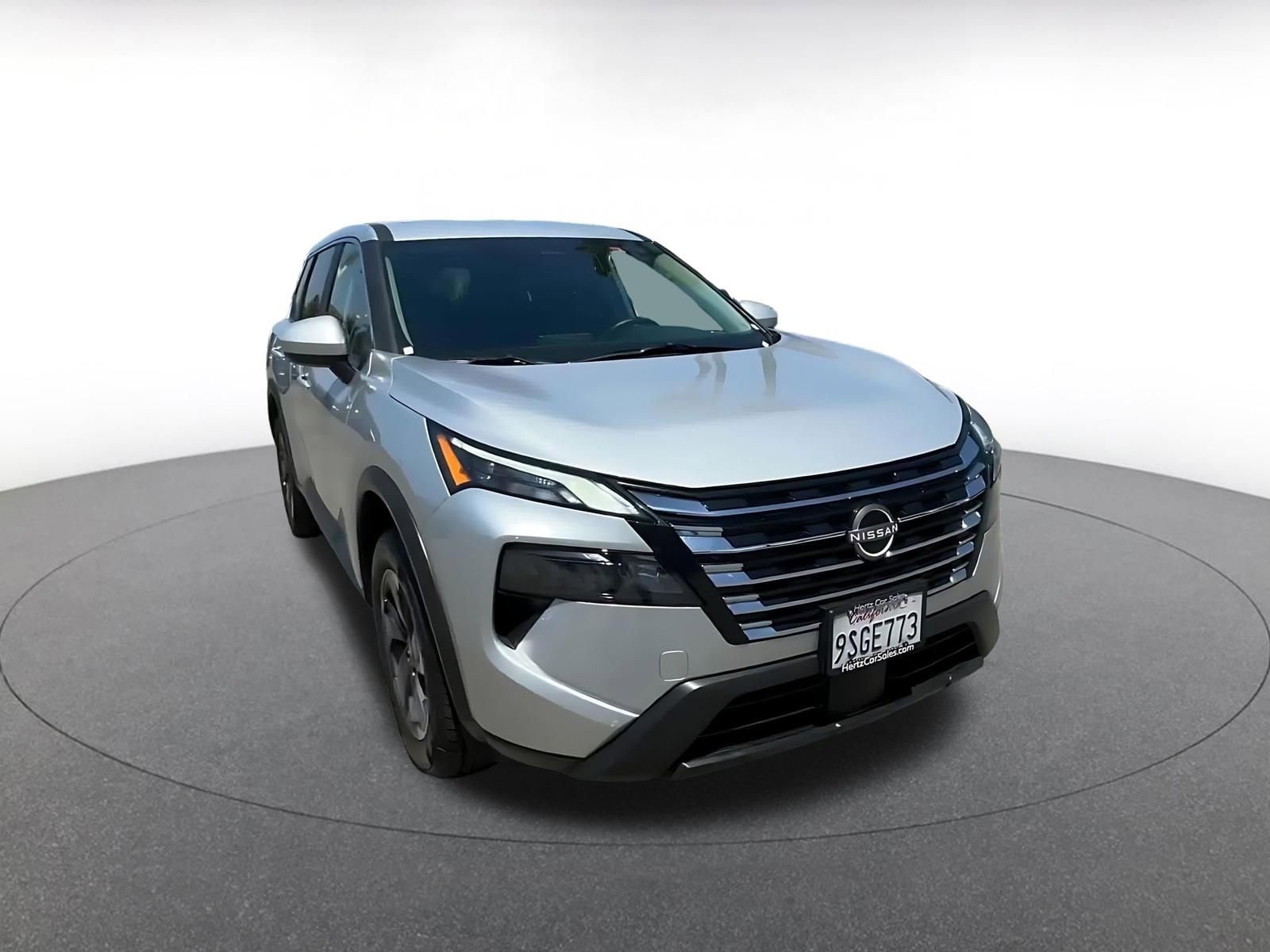 Thumbnail: 2025 Nissan Rogue - 3