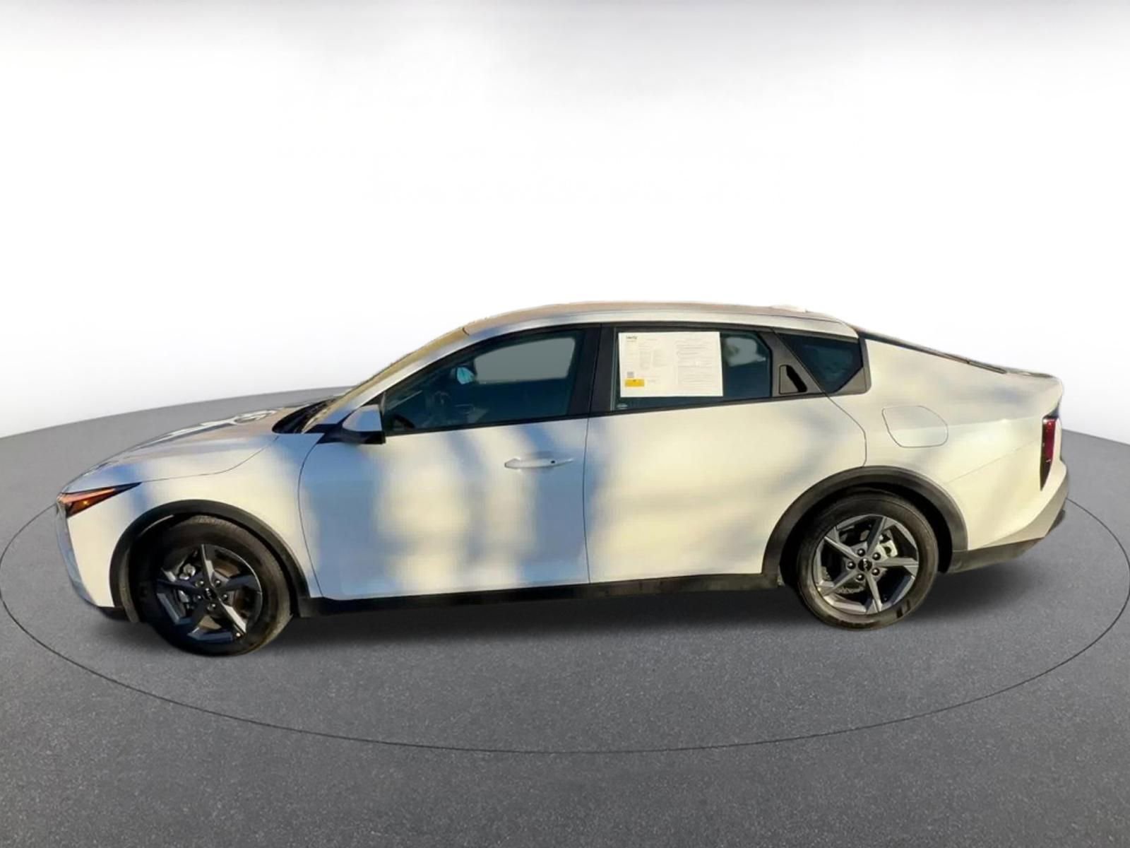 Thumbnail: 2025 Kia K4 - 9