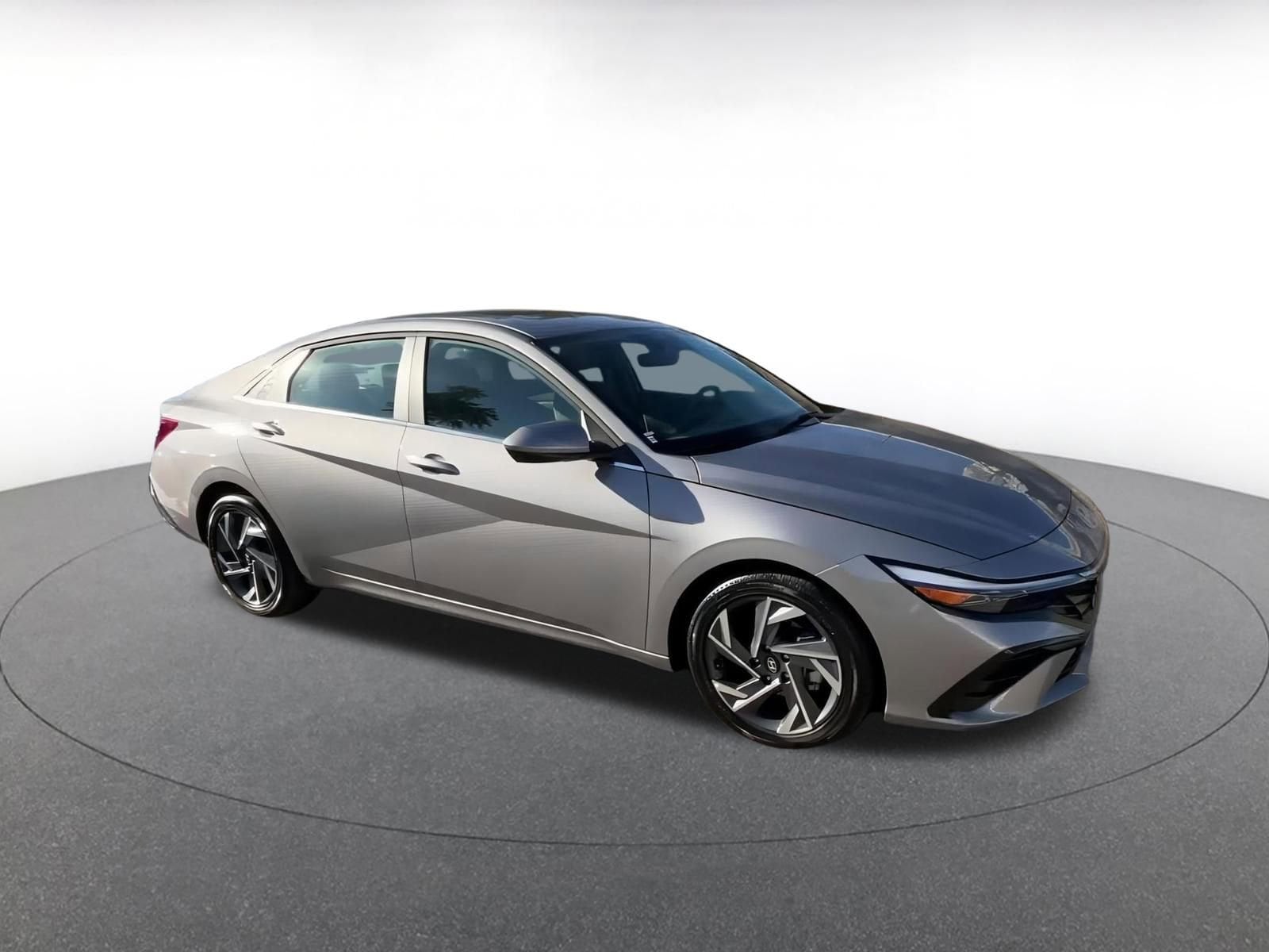 Thumbnail: 2025 Hyundai Elantra - 2