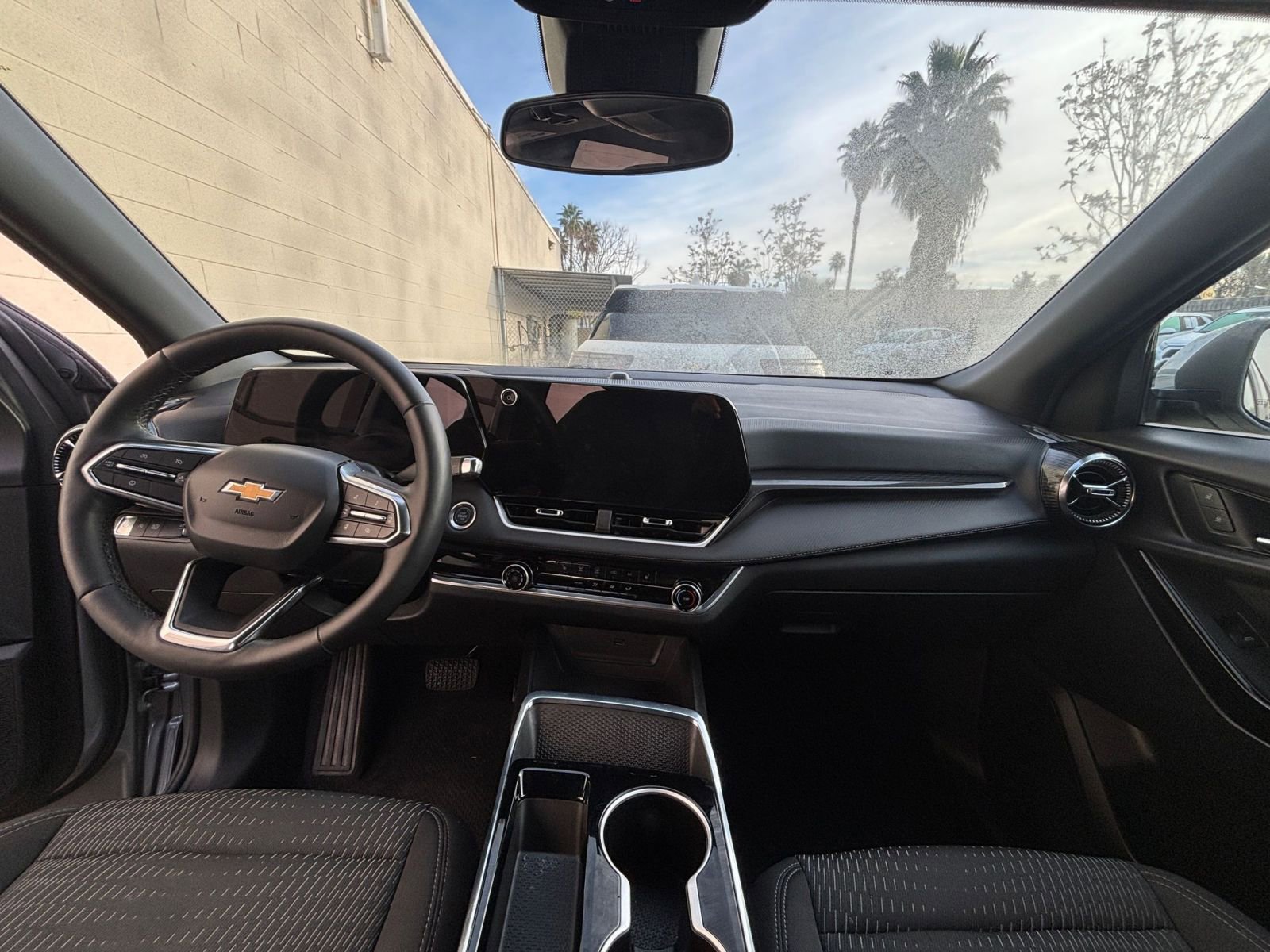 Thumbnail: 2025 Chevrolet Equinox - 33