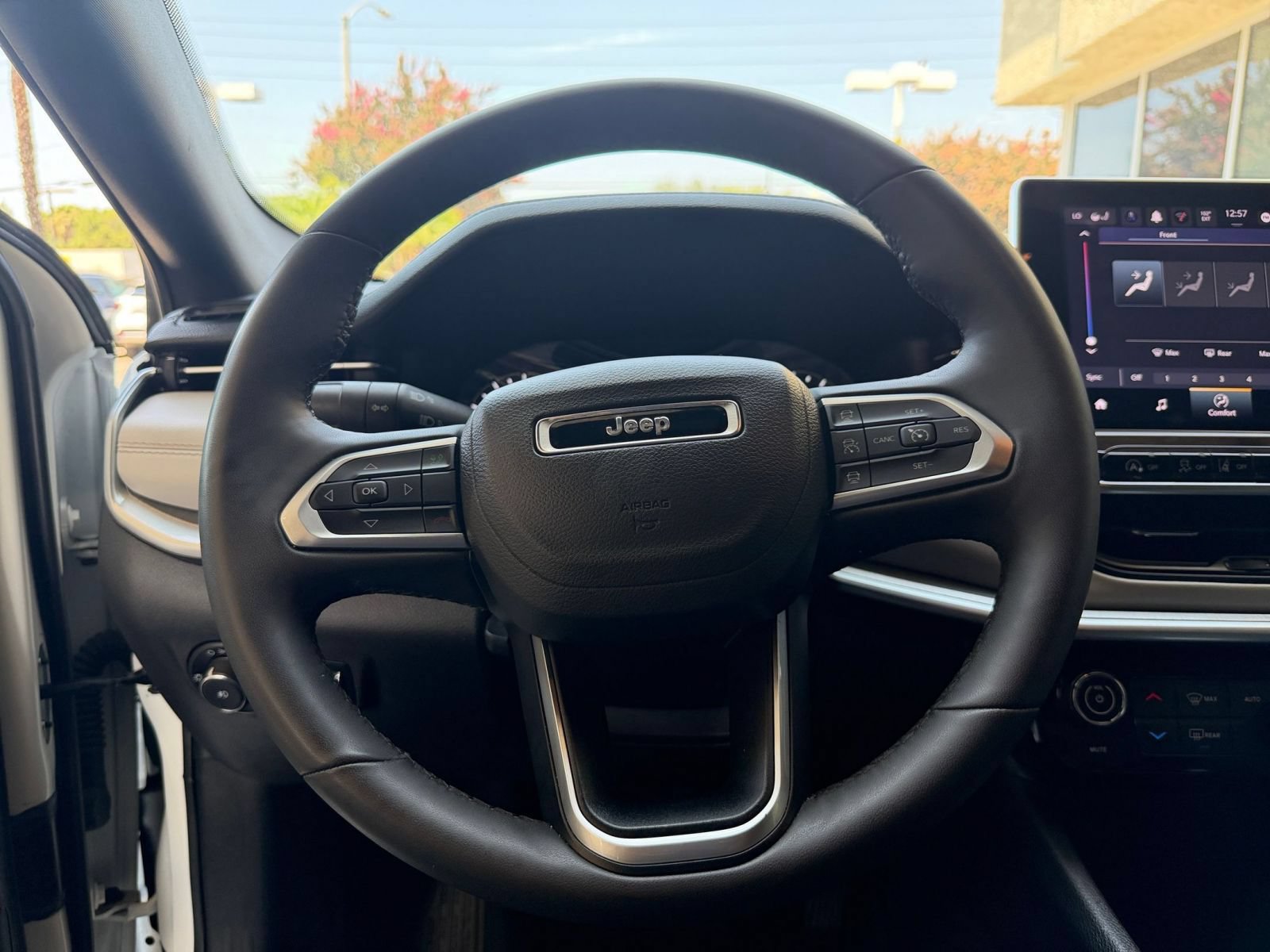 Thumbnail: 2025 Jeep Compass - 24