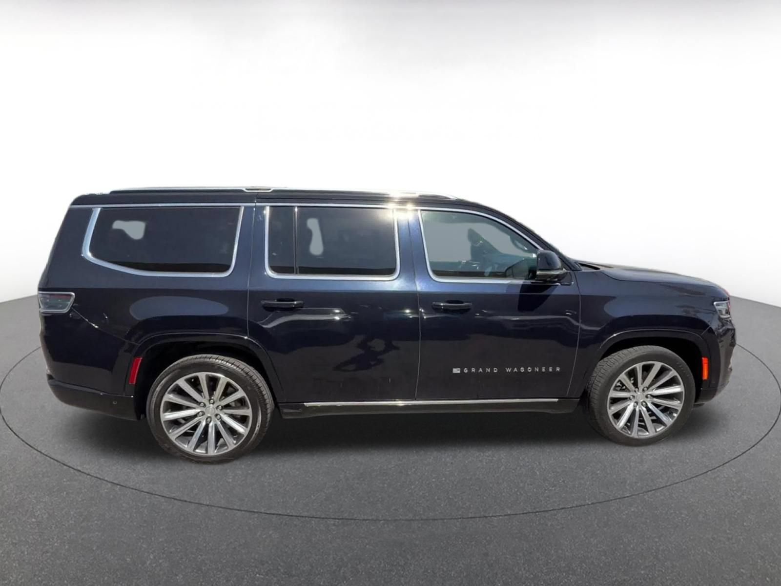 Thumbnail: 2023 Jeep Grand Wagoneer - 16