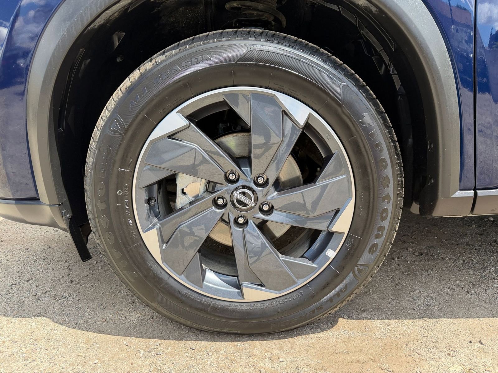 Thumbnail: 2025 Nissan Rogue - 32