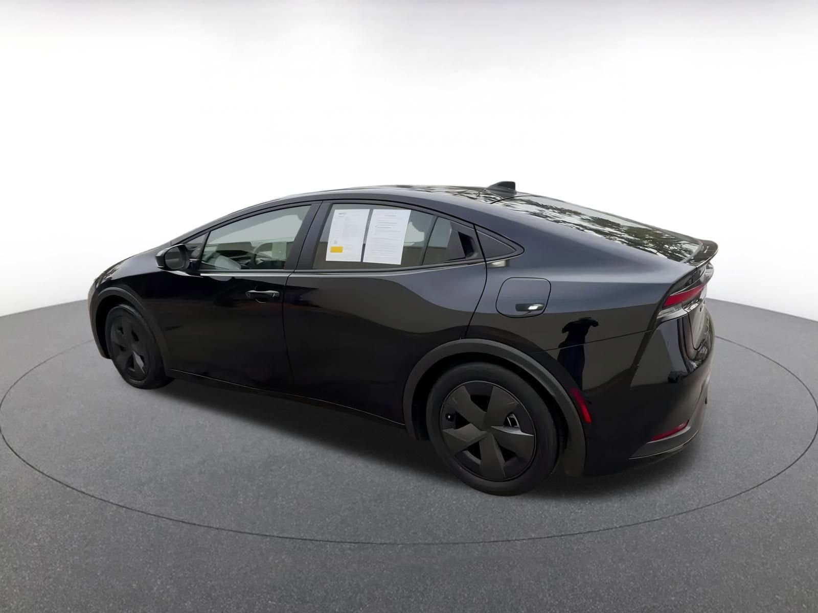 Thumbnail: 2025 Toyota Prius - 10