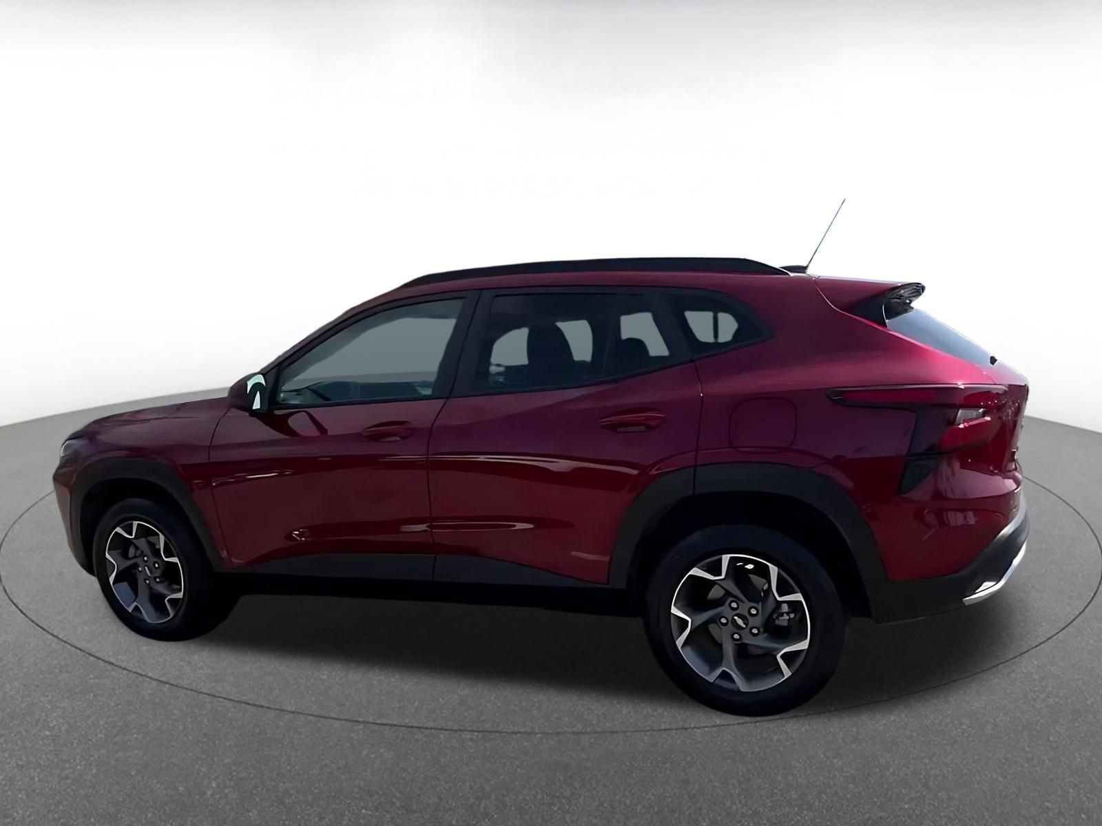Thumbnail: 2025 Chevrolet Trax - 9