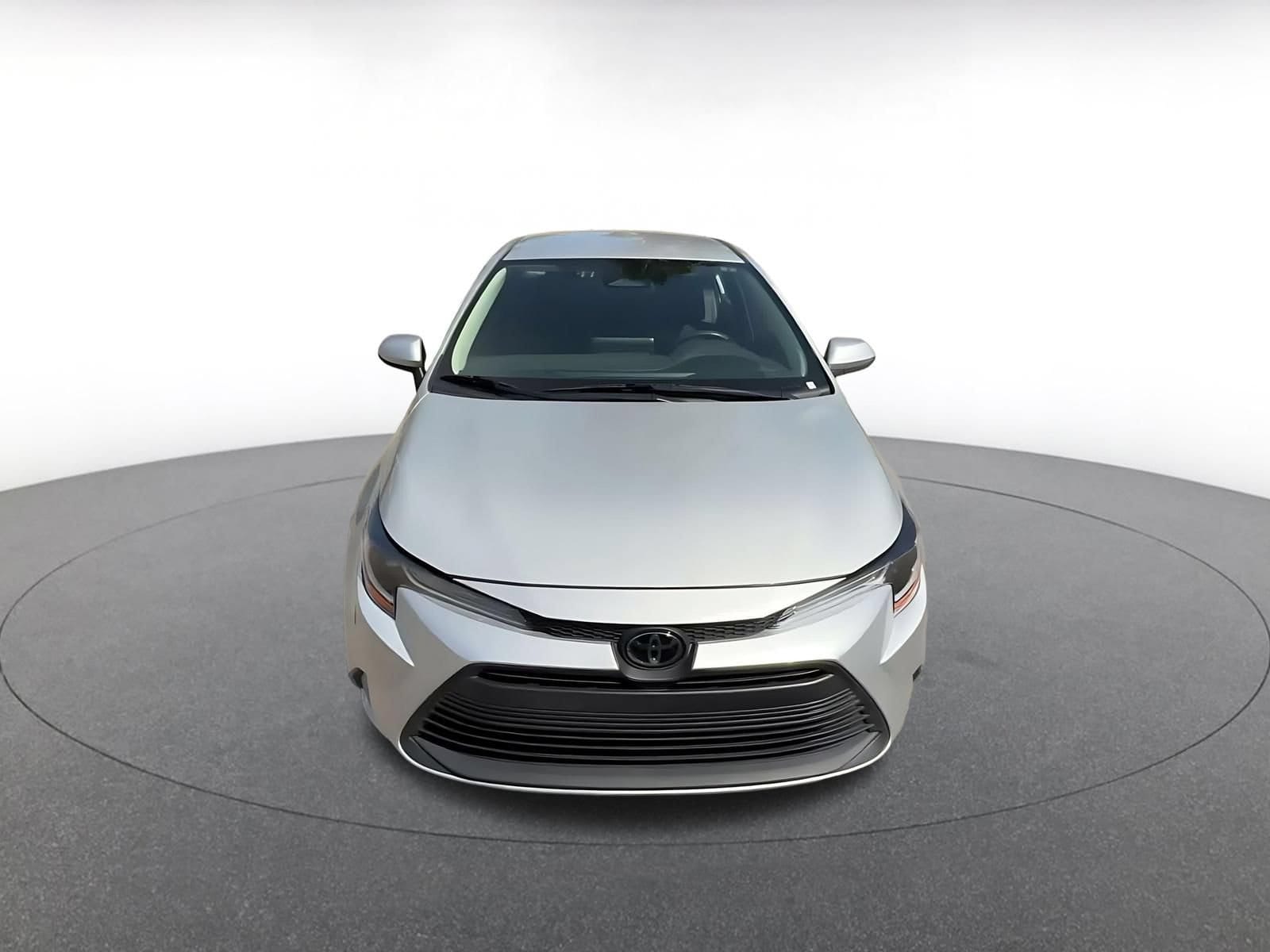 Thumbnail: 2025 Toyota Corolla - 3