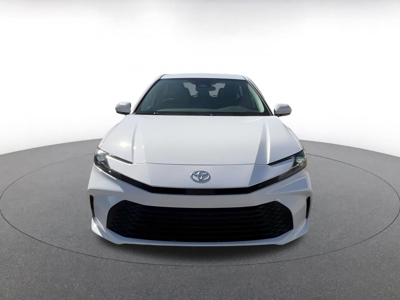 Thumbnail: 2025 Toyota Camry - 4