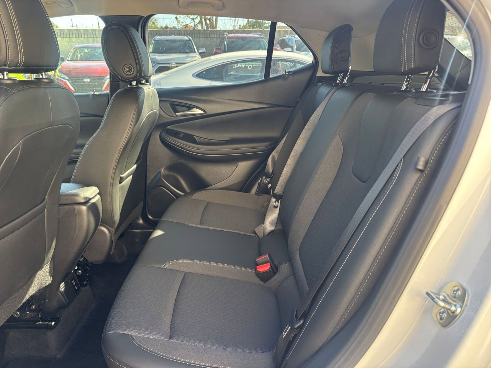 Thumbnail: 2025 Buick Encore GX - 25