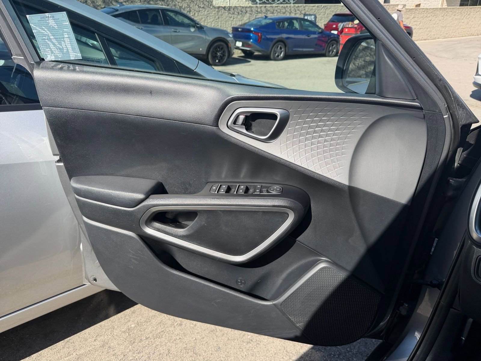 Thumbnail: 2025 Kia Soul - 18