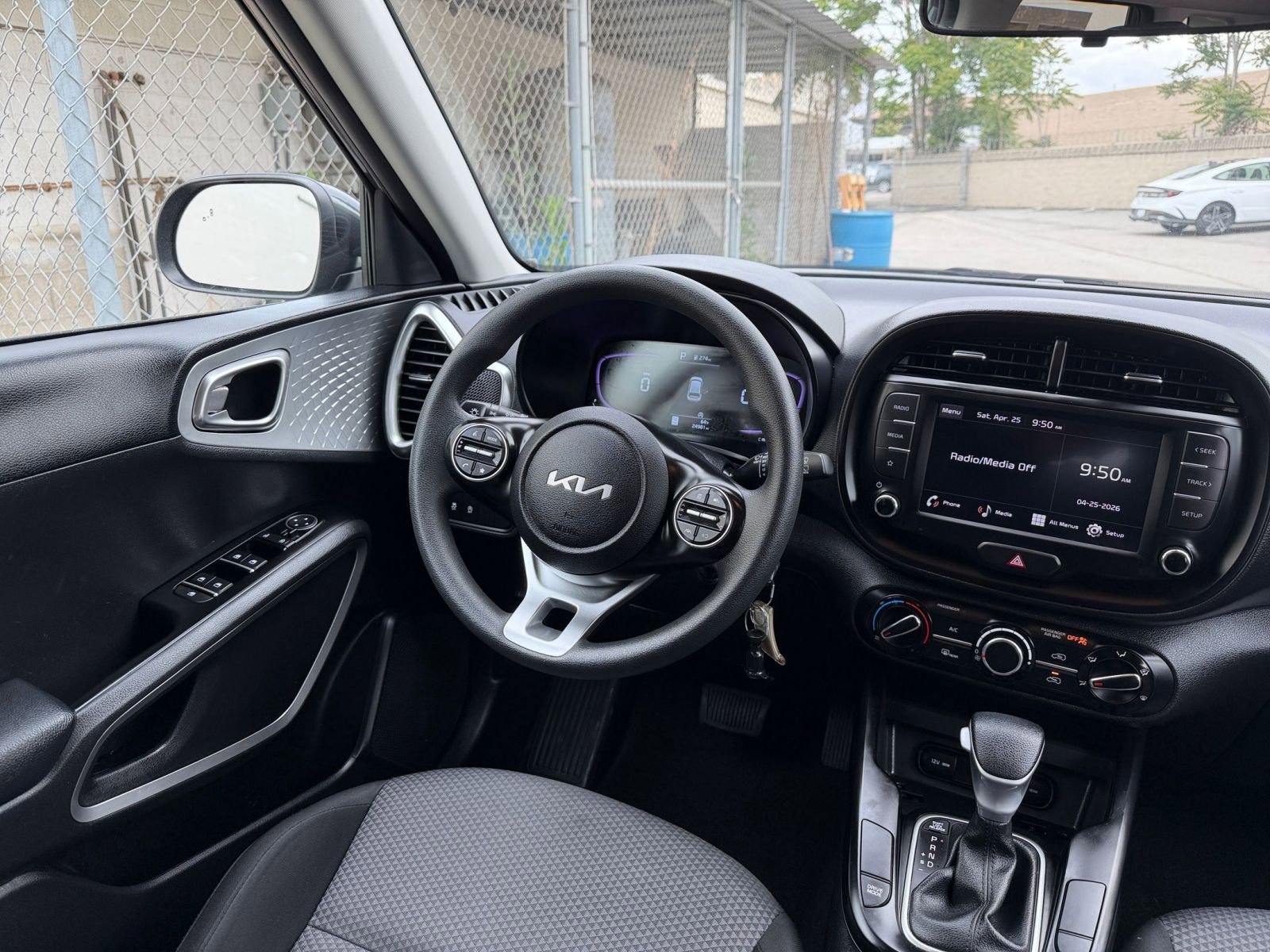 Thumbnail: 2025 Kia Soul - 32