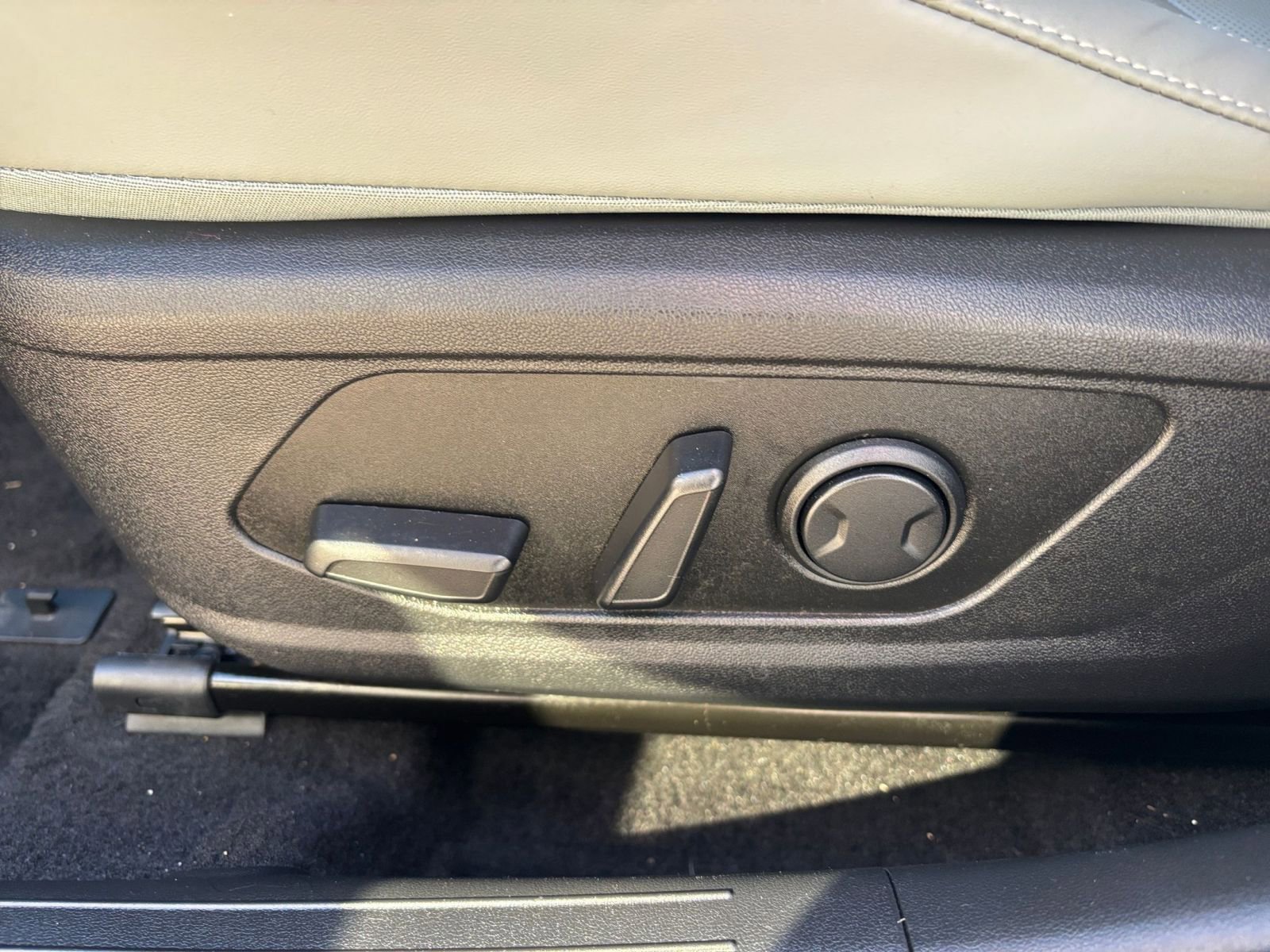 Thumbnail: 2025 Hyundai Elantra - 23