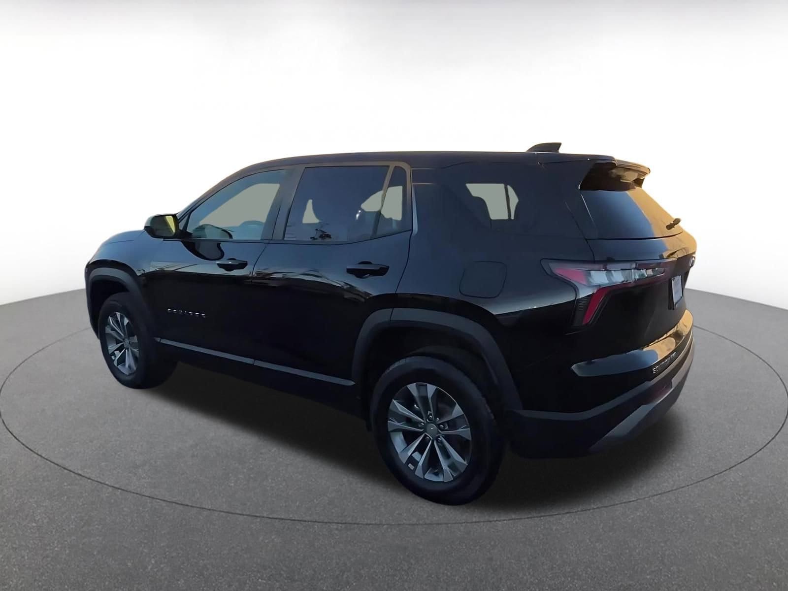 Thumbnail: 2025 Chevrolet Equinox - 10