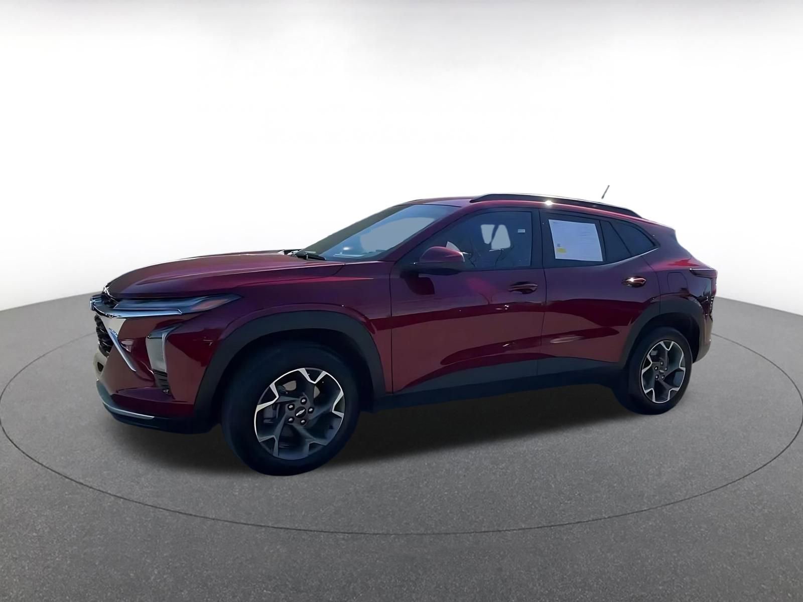 Thumbnail: 2025 Chevrolet Trax - 8