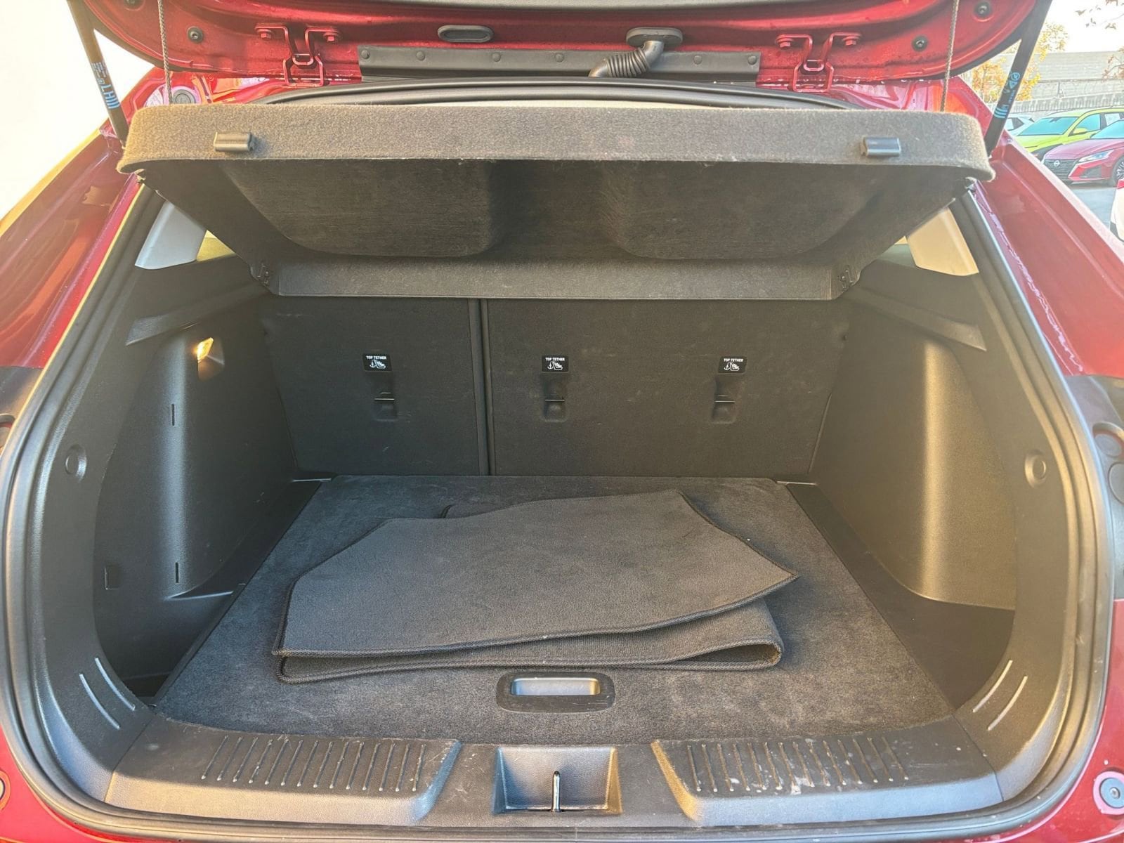 Thumbnail: 2025 Chevrolet Trax - 31