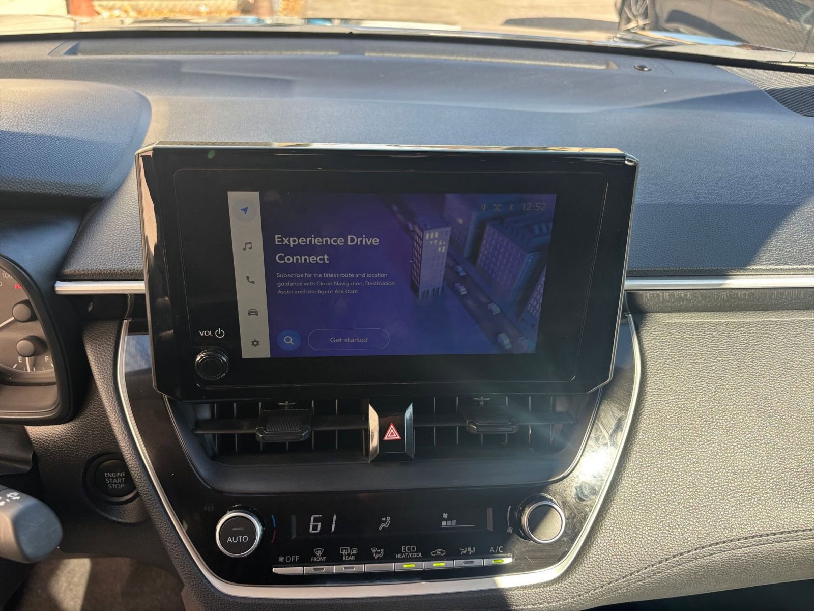 Thumbnail: 2025 Toyota Corolla Cross - 21