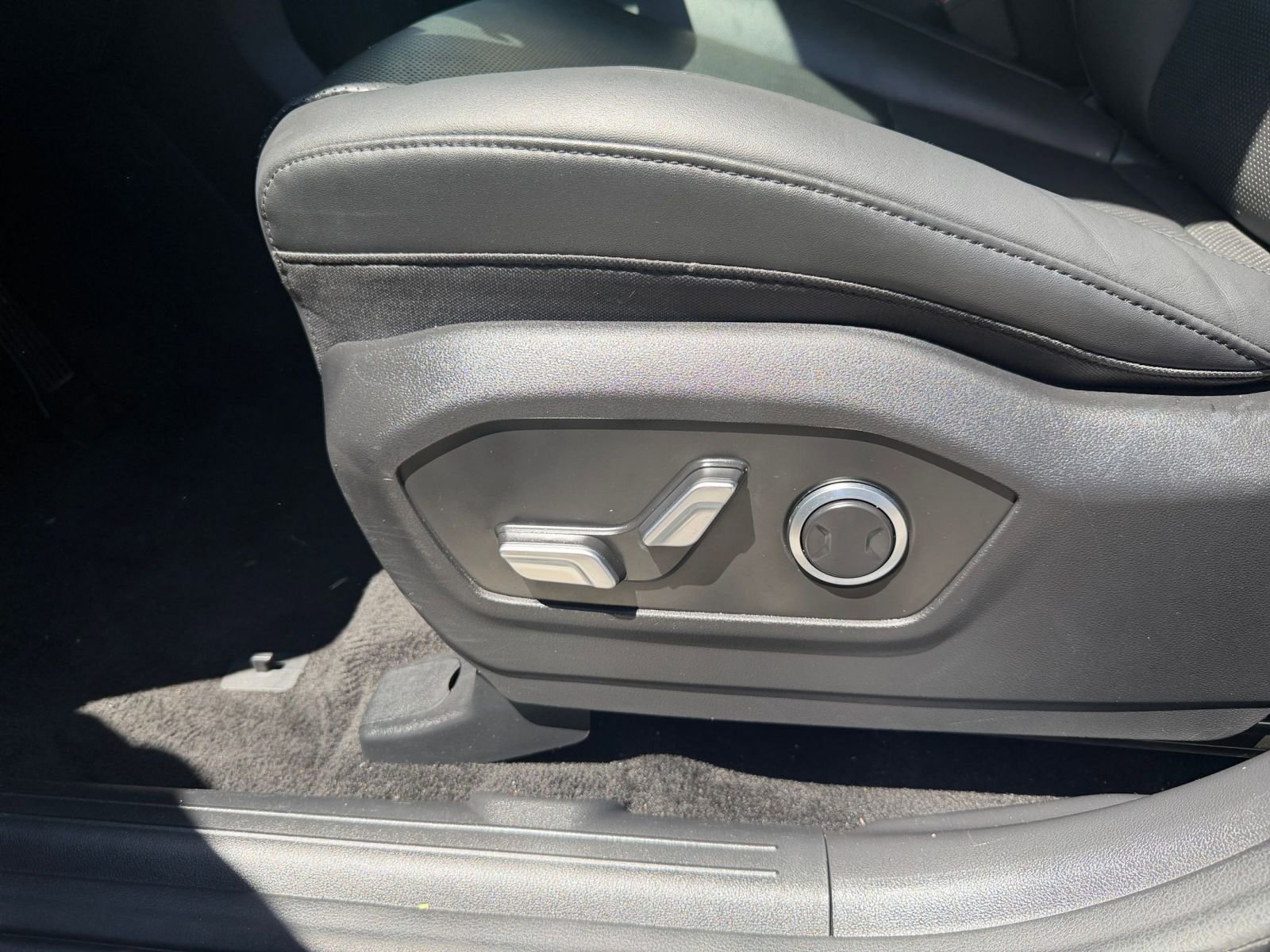 Thumbnail: 2025 Hyundai Santa Fe - 22