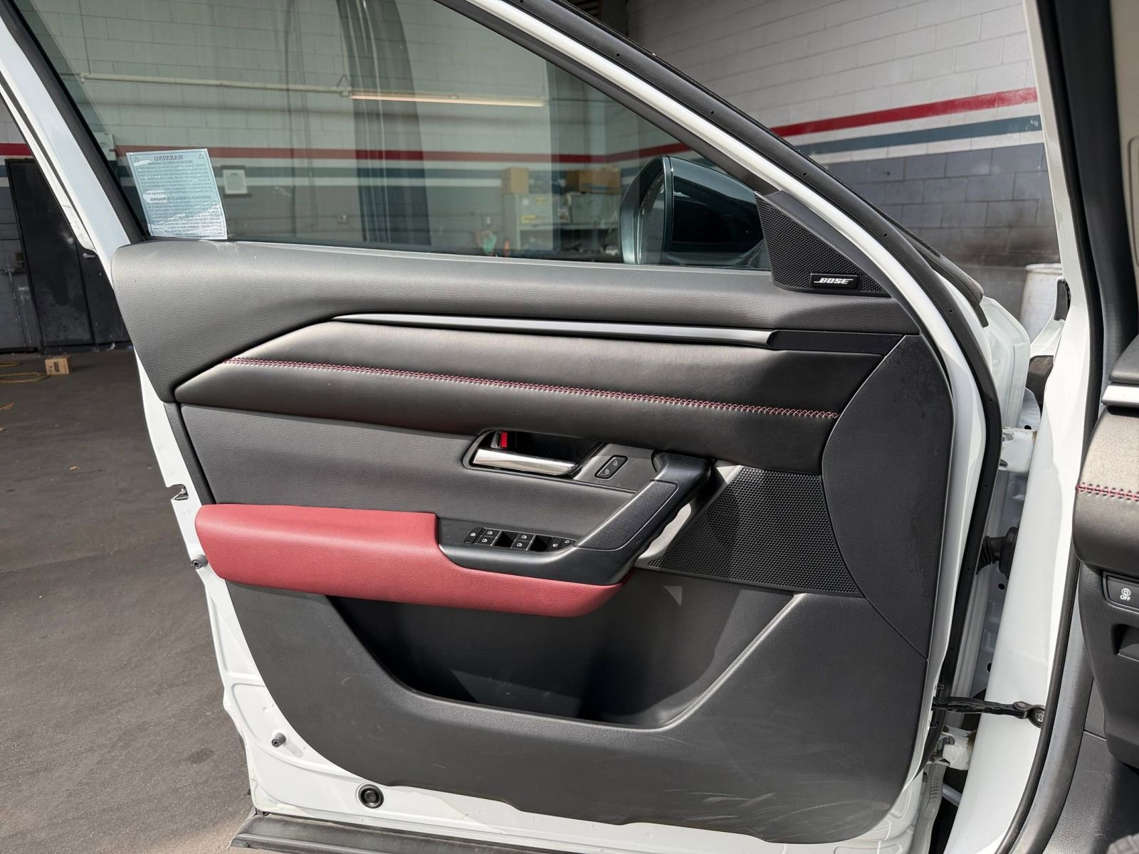 Thumbnail: 2025 Mazda CX-50 - 18