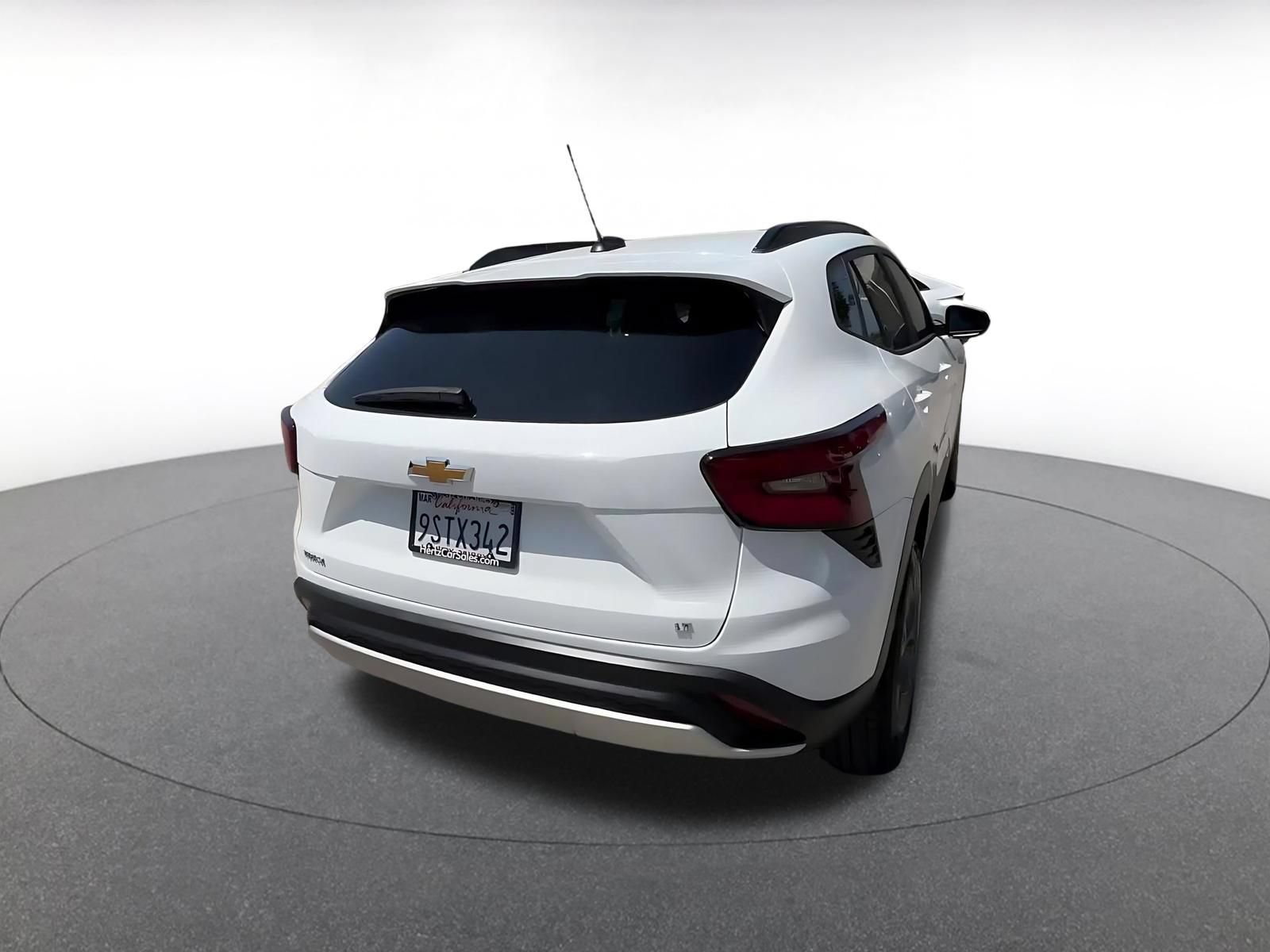 Thumbnail: 2025 Chevrolet Trax - 13