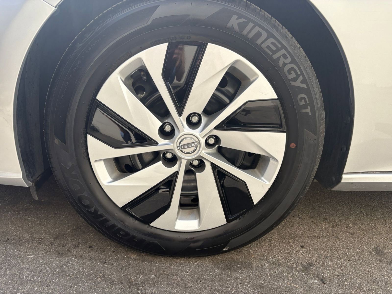 Thumbnail: 2024 Nissan Altima - 30